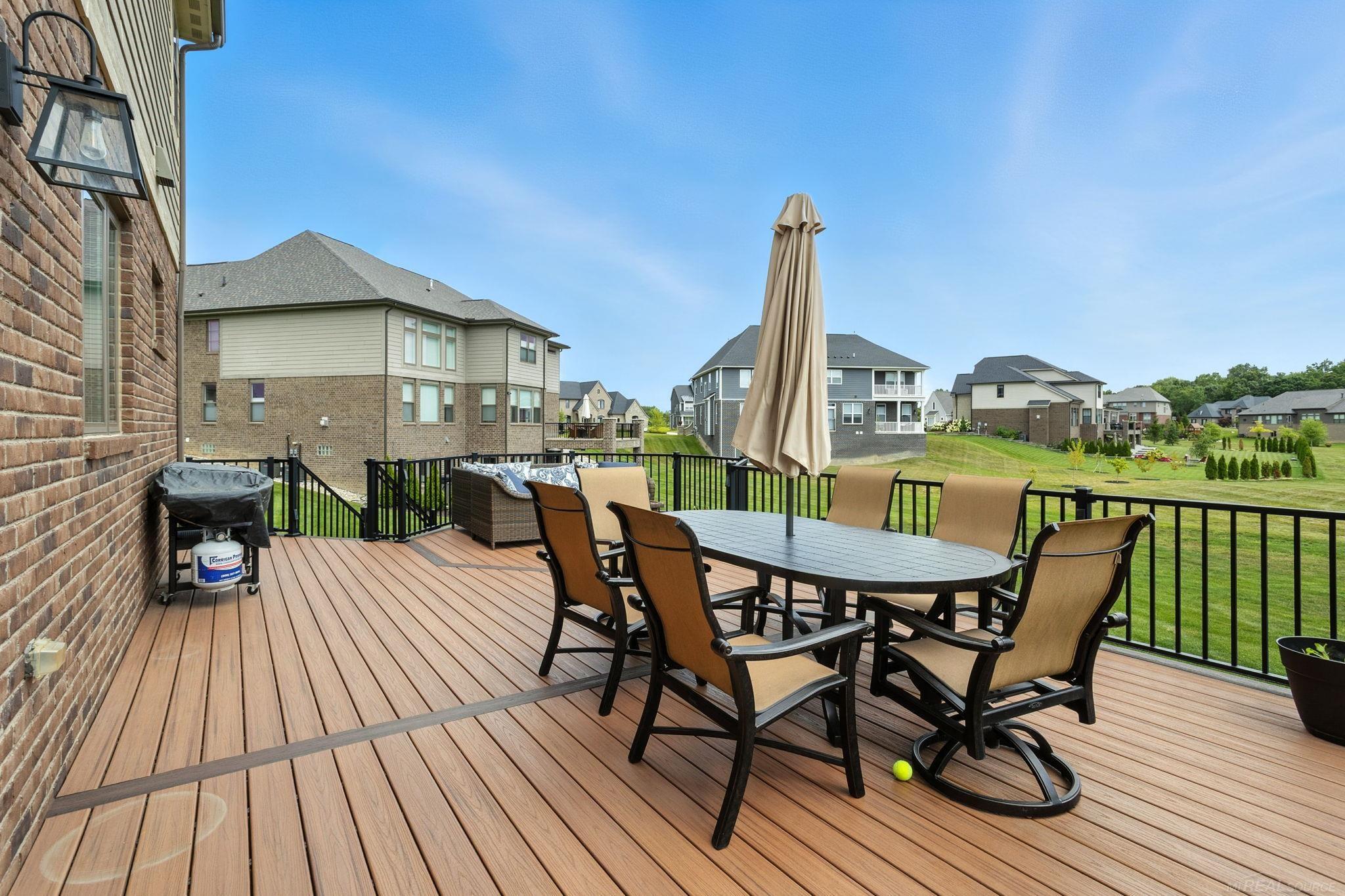 3299 Holland Park Court