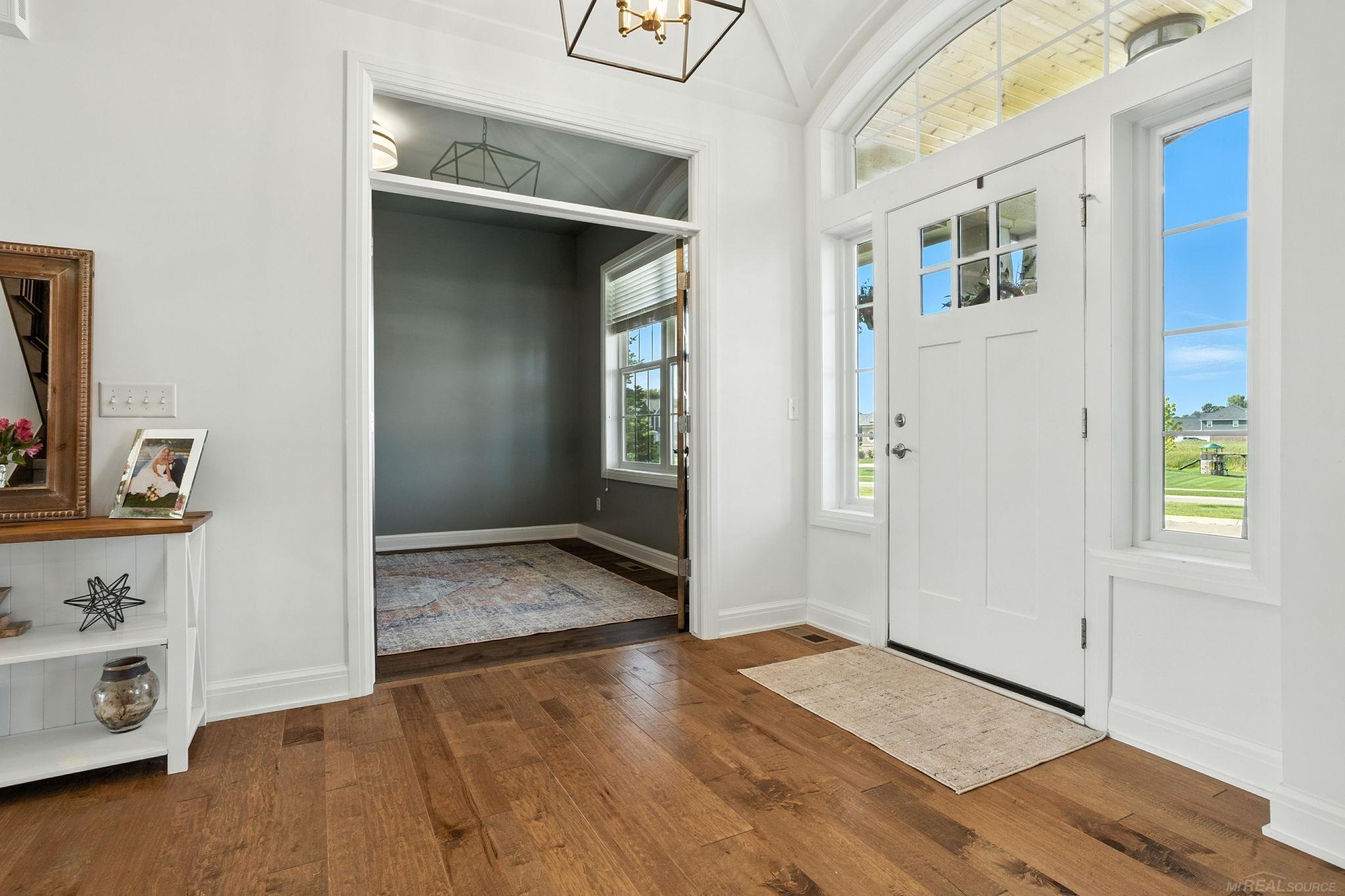 3299 Holland Park Court