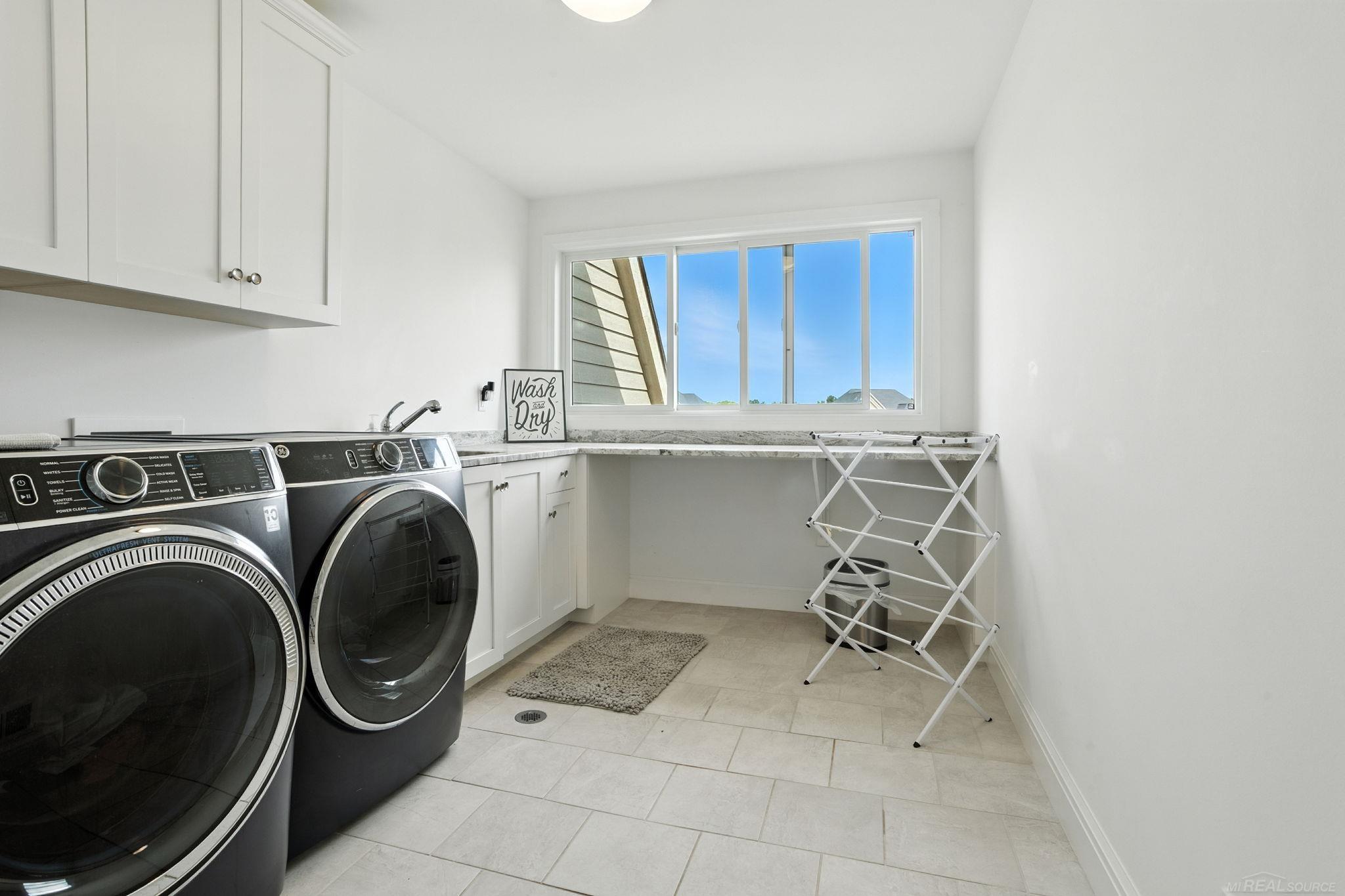 3299 Holland Park Court