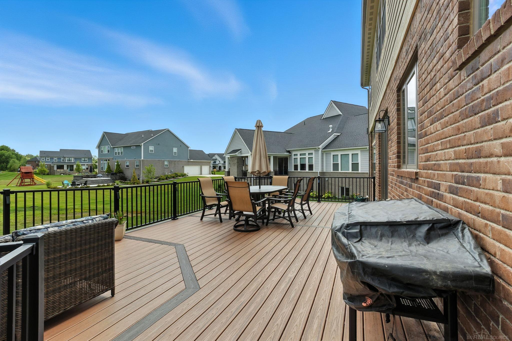 3299 Holland Park Court