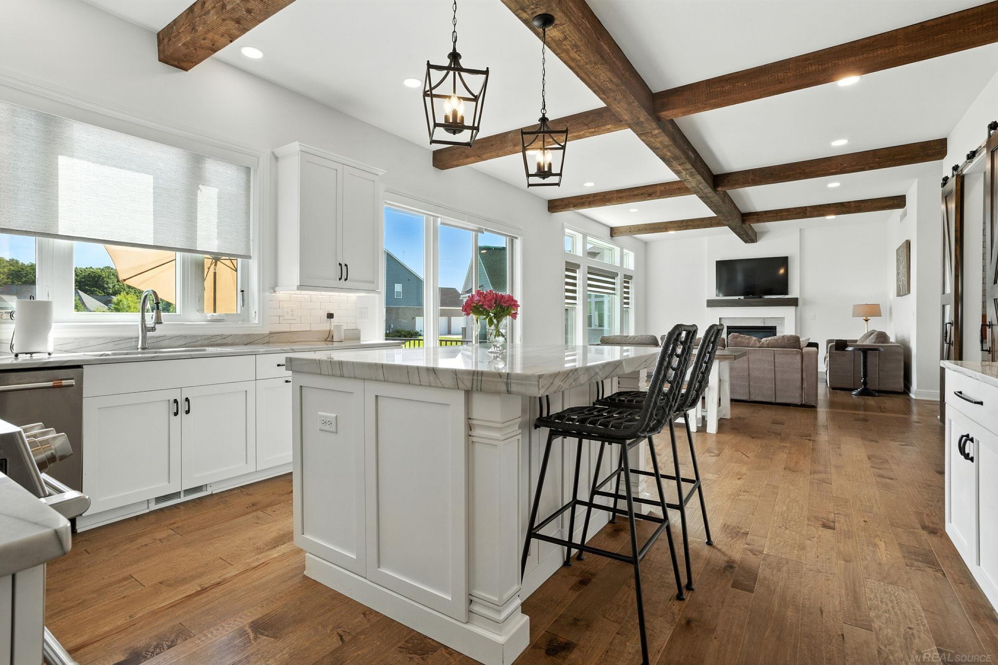 3299 Holland Park Court
