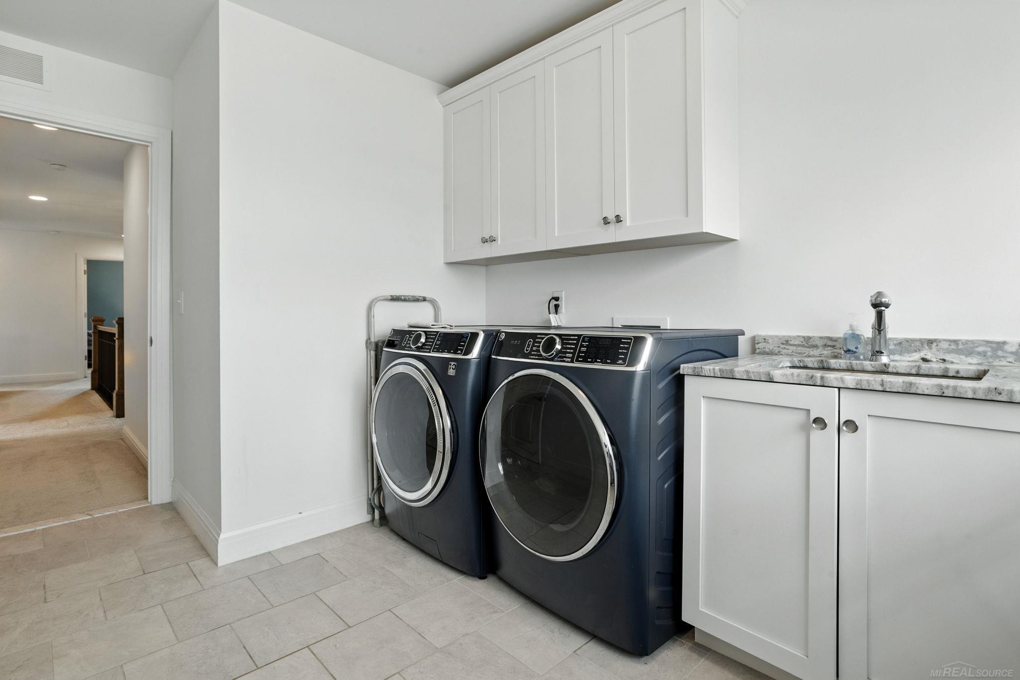 3299 Holland Park Court