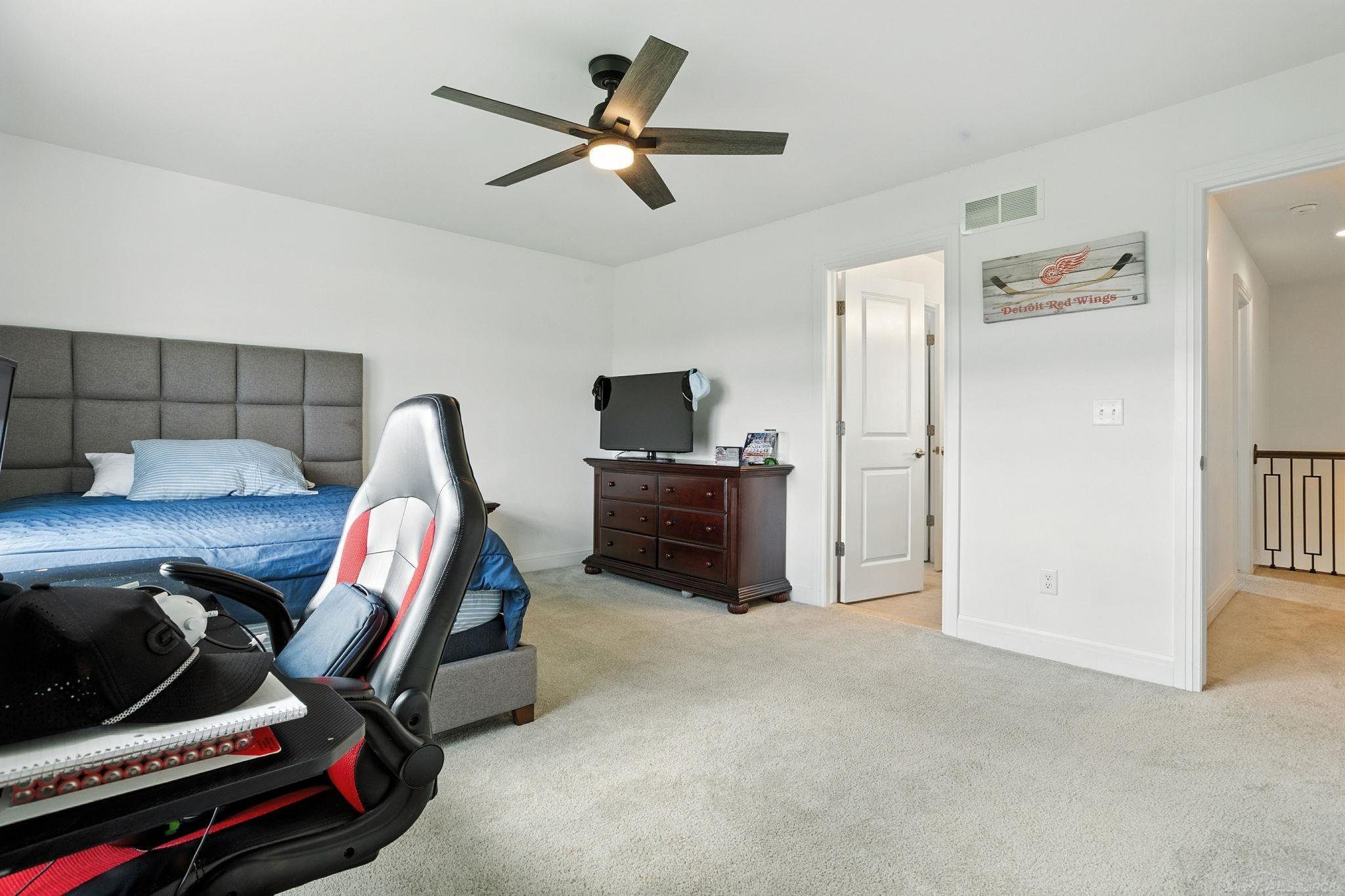 3299 Holland Park Court