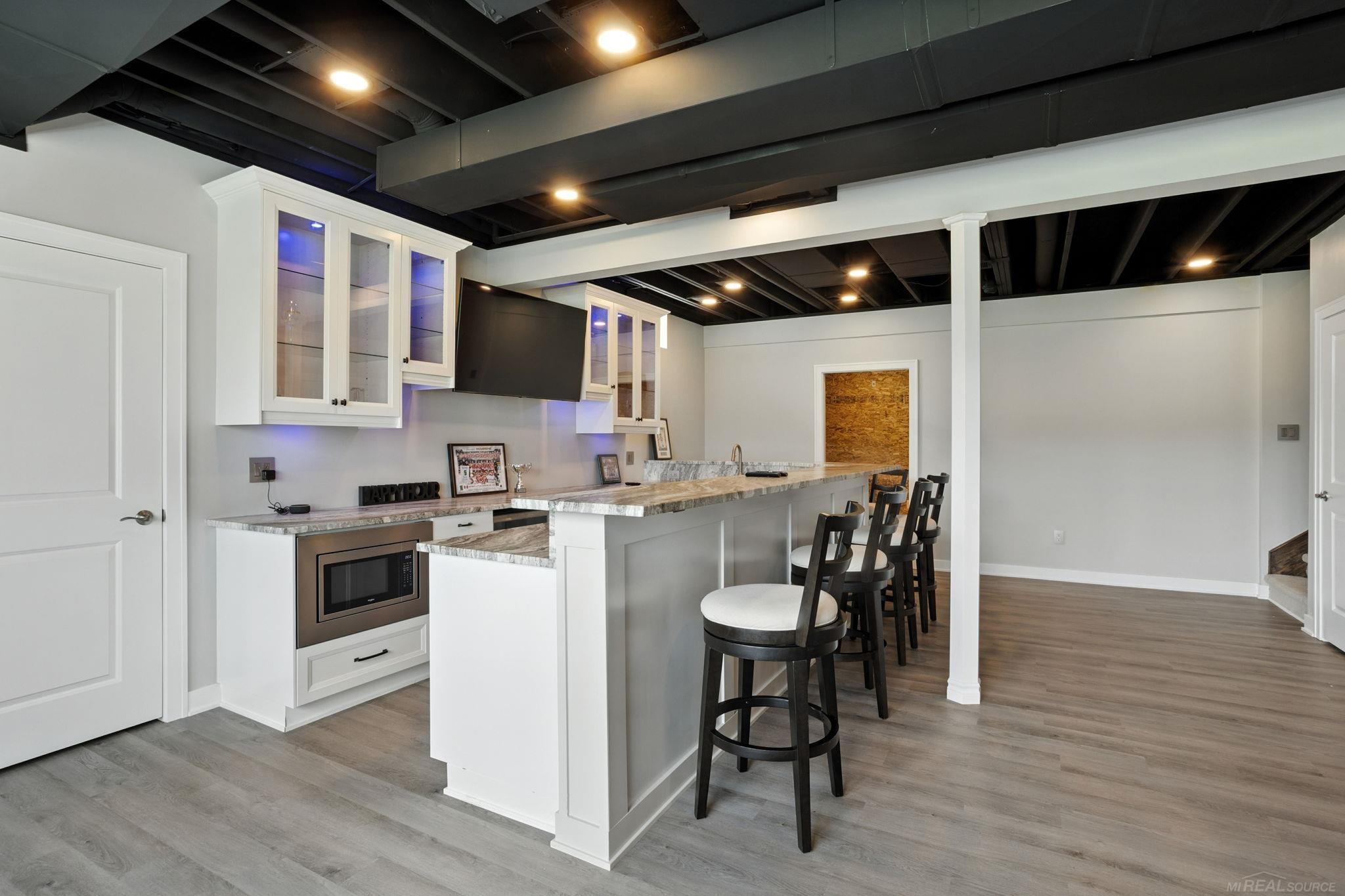 3299 Holland Park Court