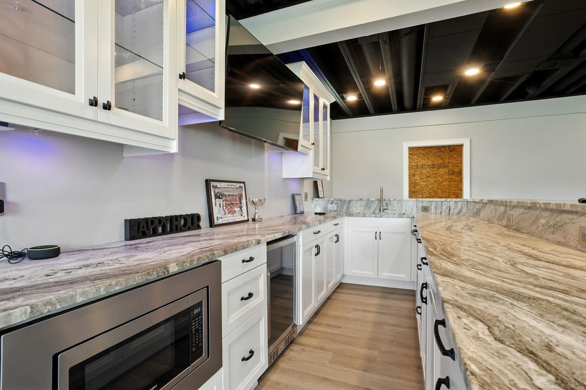 3299 Holland Park Court