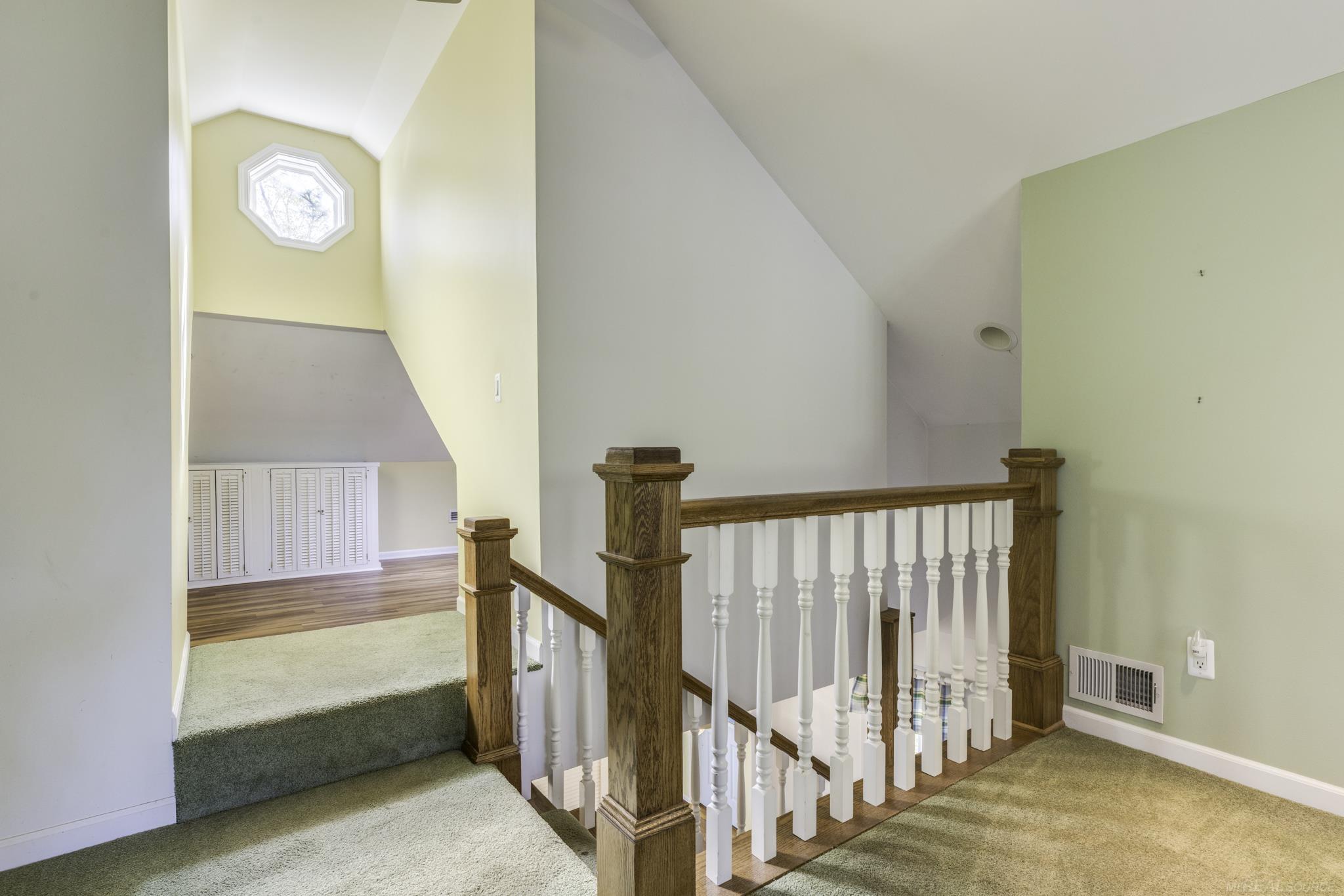 8195 Lakeshore Road