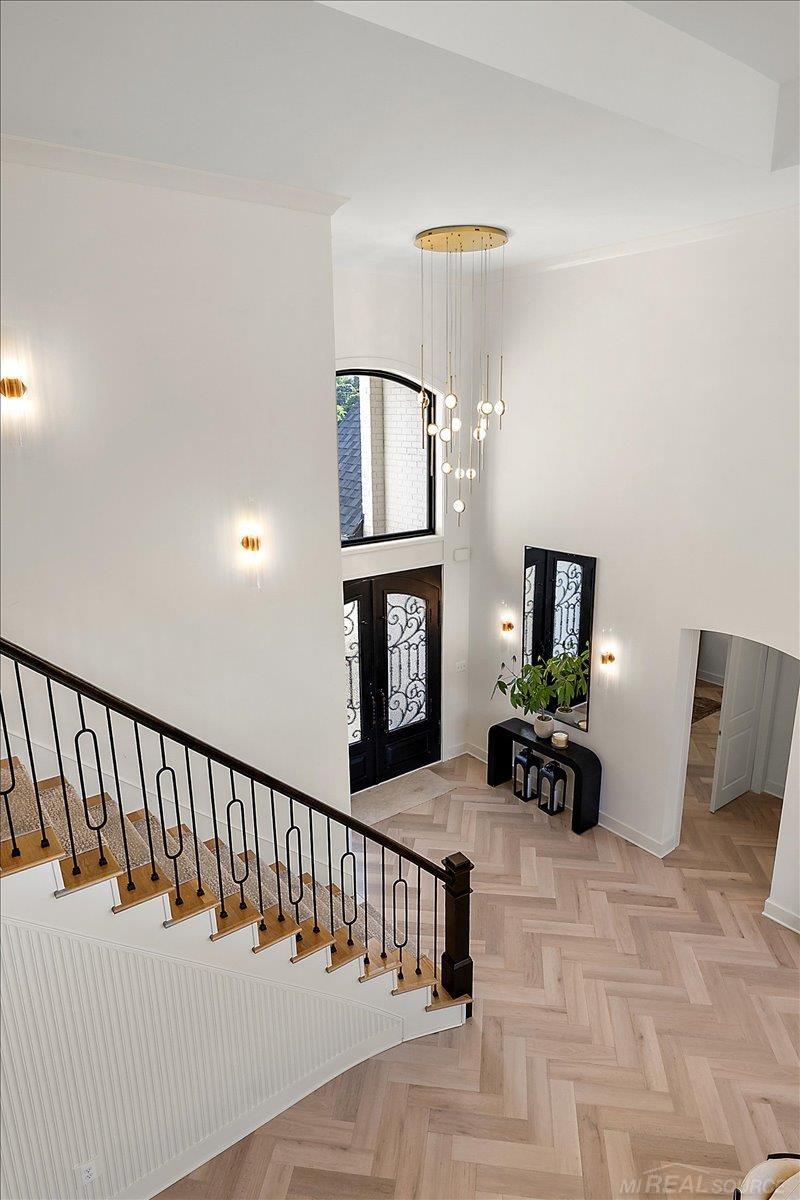 8167 Morningside Drive