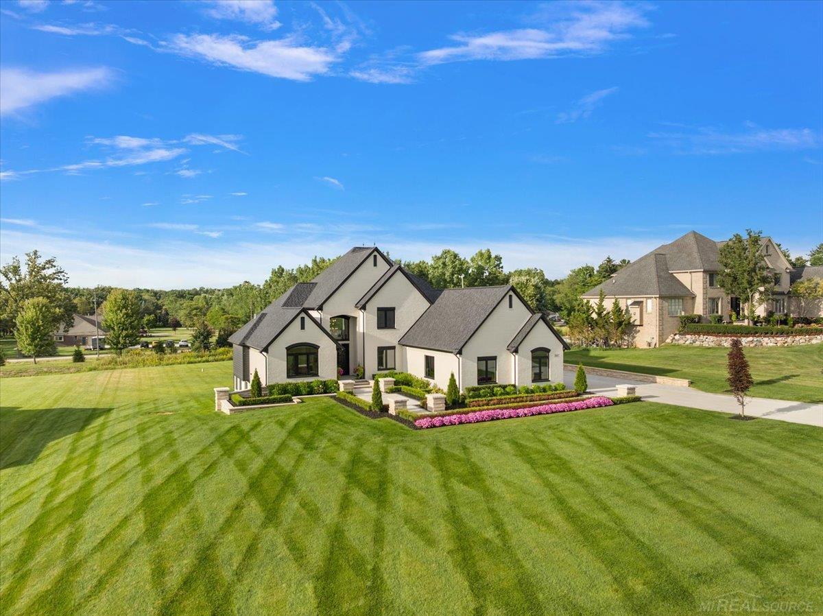 8167 Morningside Drive