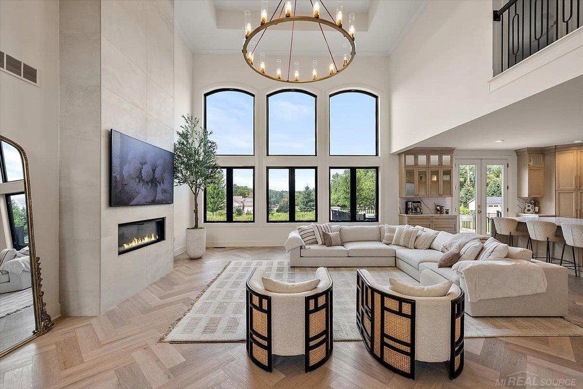 8167 Morningside Drive