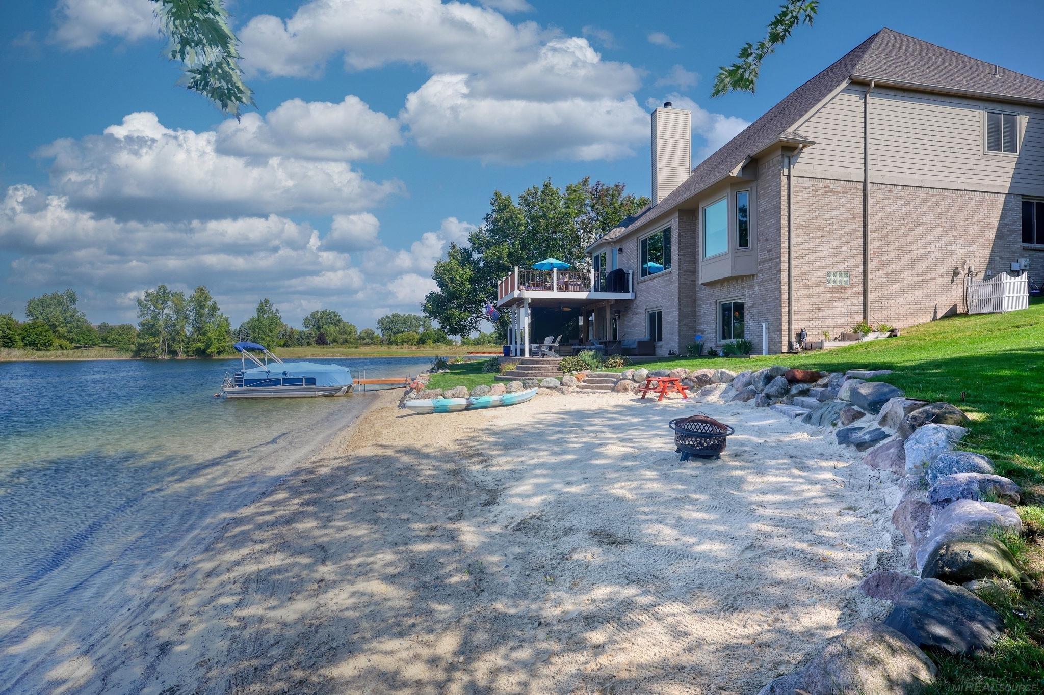 587 Eastlake Trail