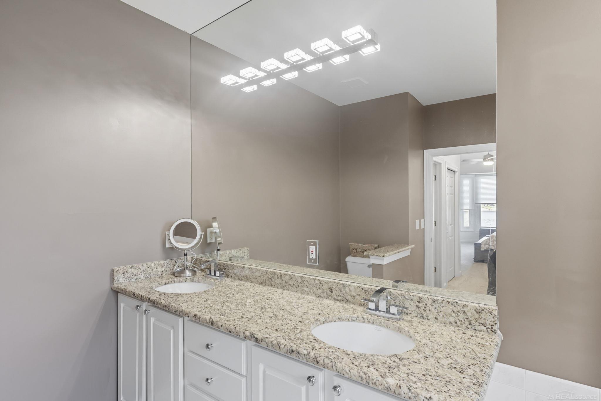 587 Eastlake Trail
