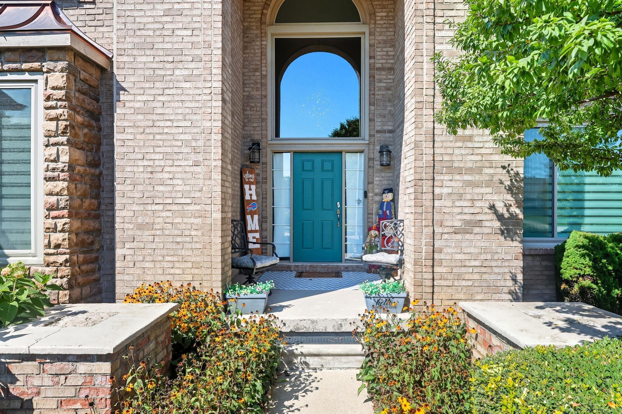 587 Eastlake Trail