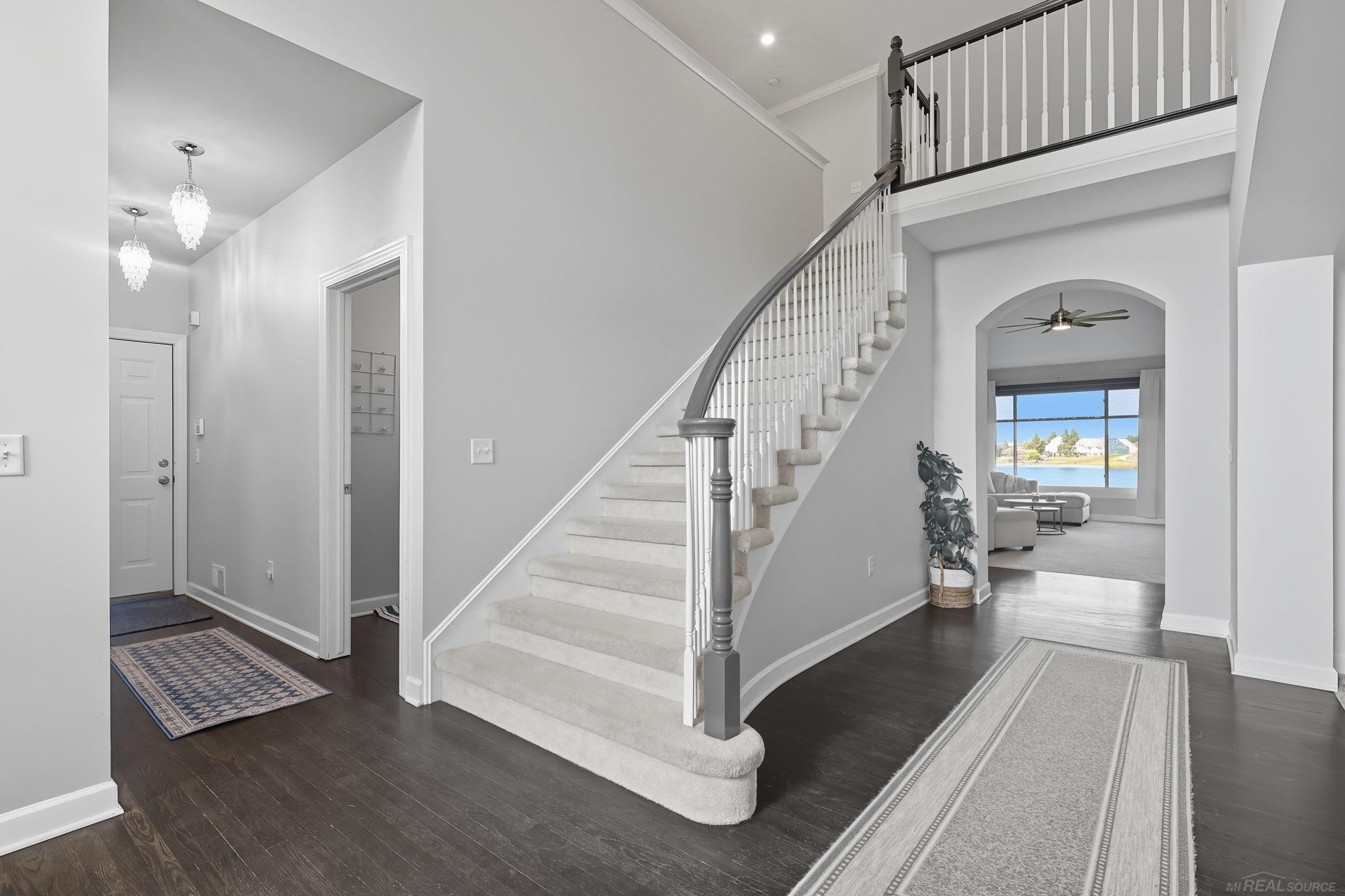 587 Eastlake Trail