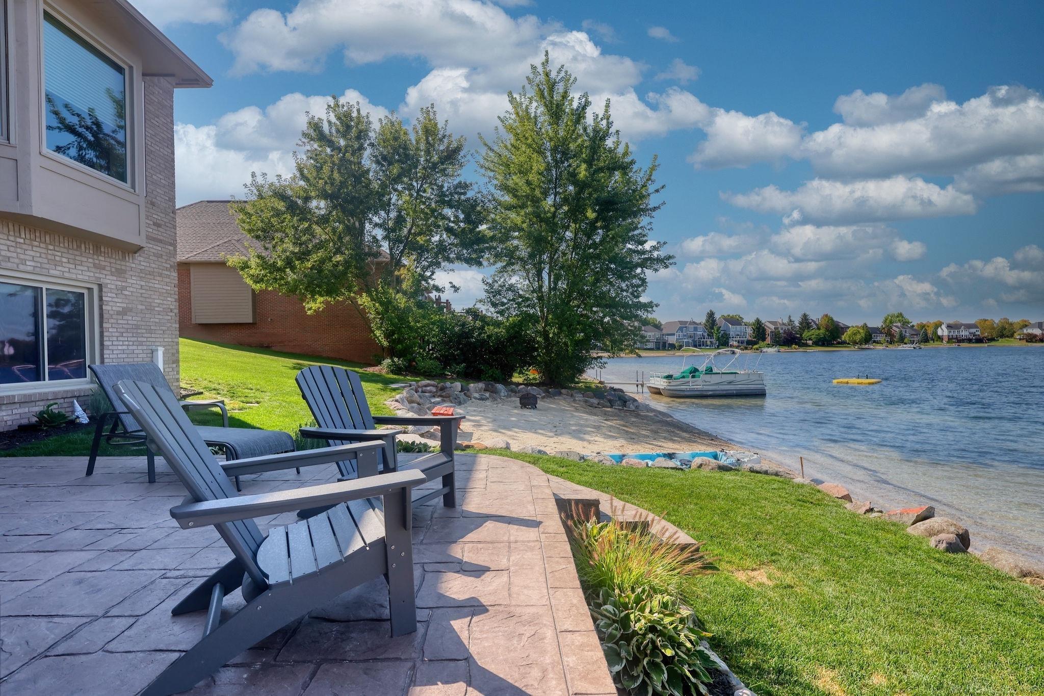 587 Eastlake Trail