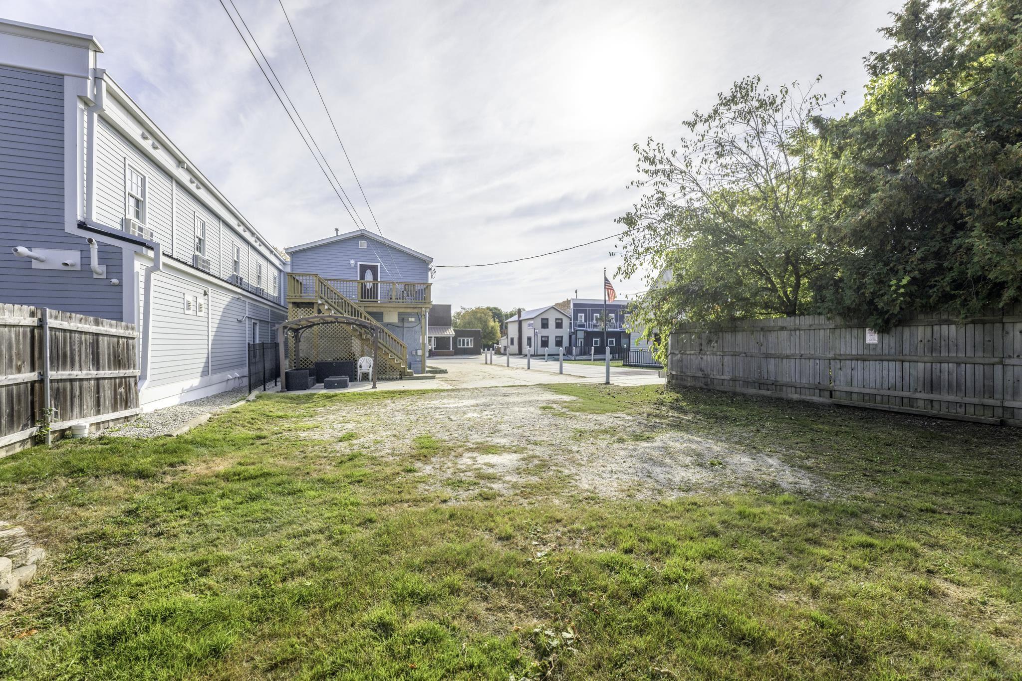 5520 Main Street