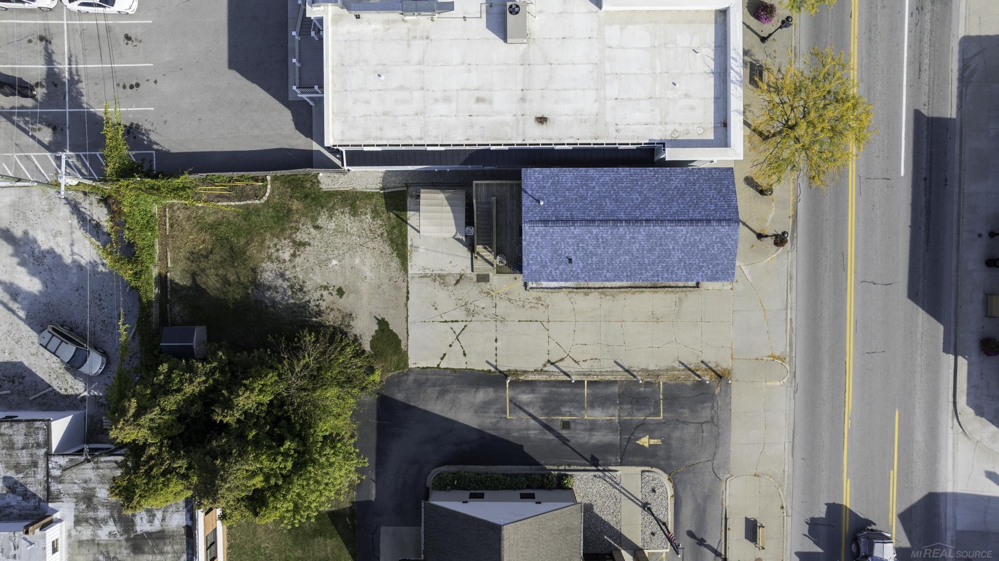 5520 Main Street