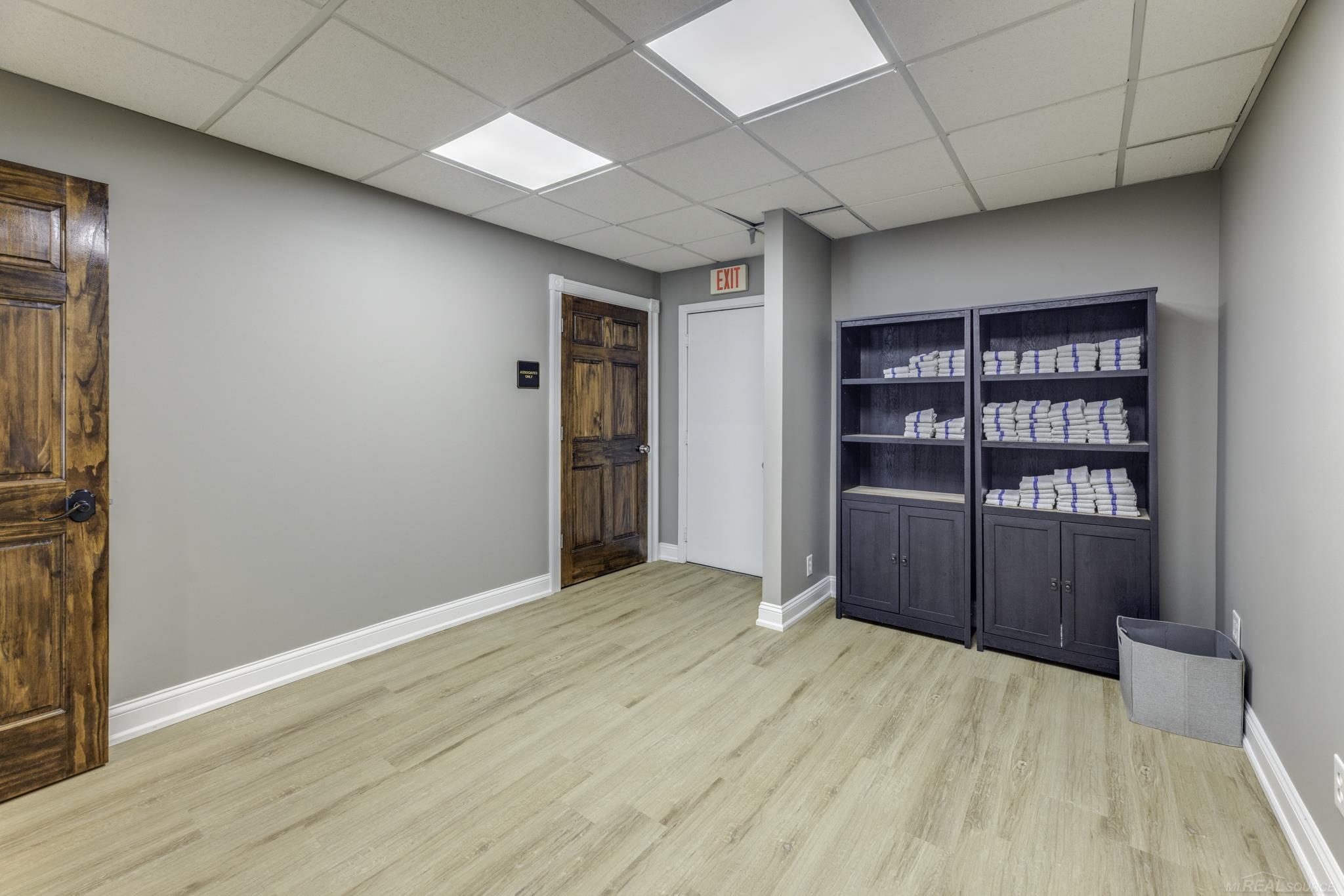5520 Main Street
