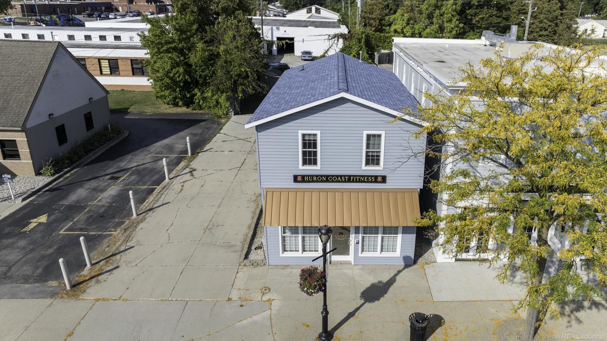 5520 Main Street