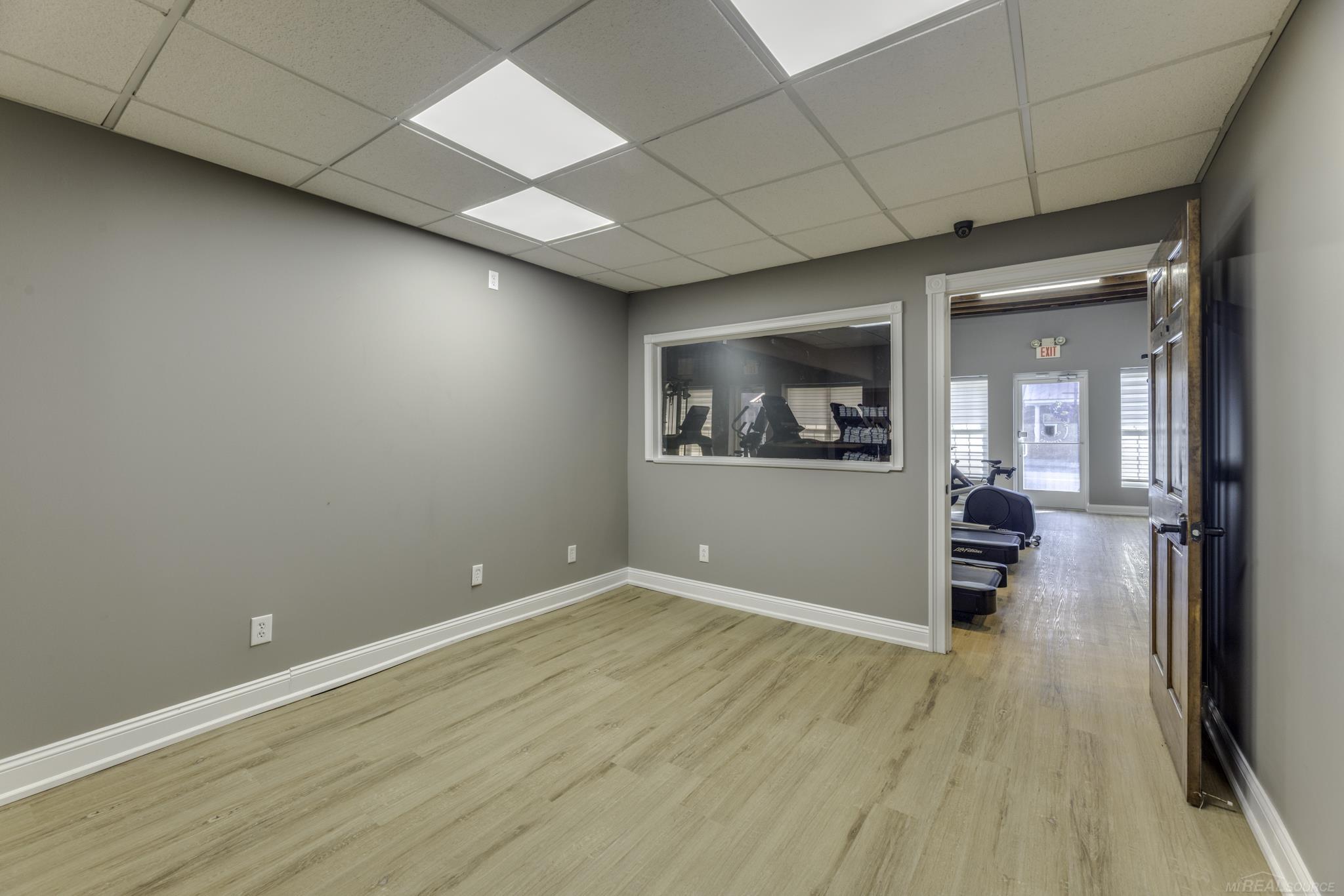 5520 Main Street
