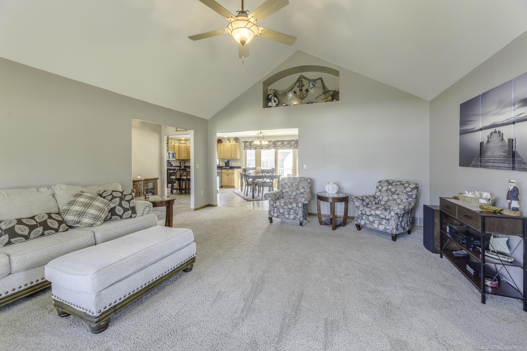5389 William Drive