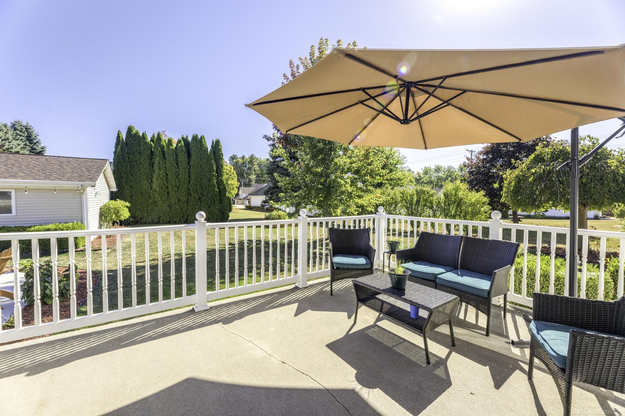 5389 William Drive