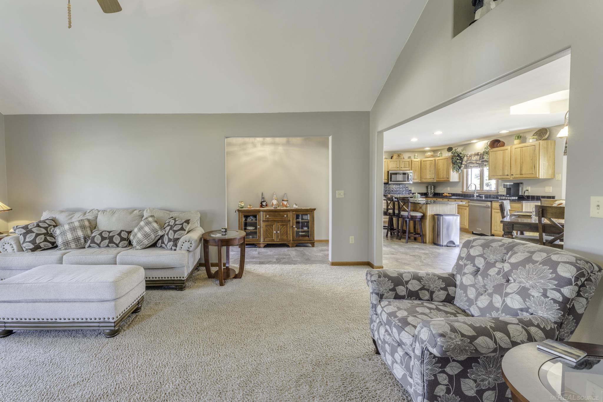 5389 William Drive