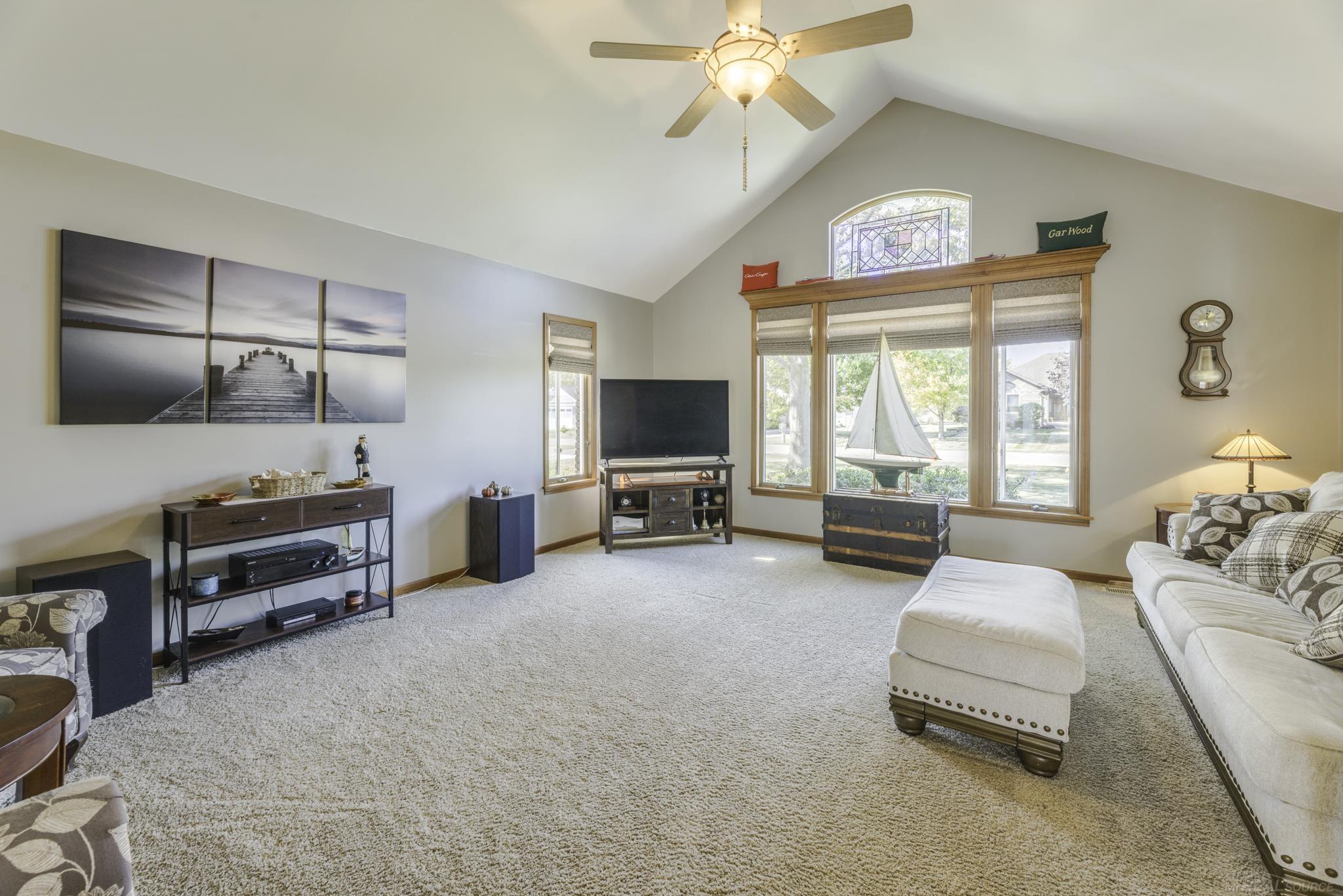 5389 William Drive