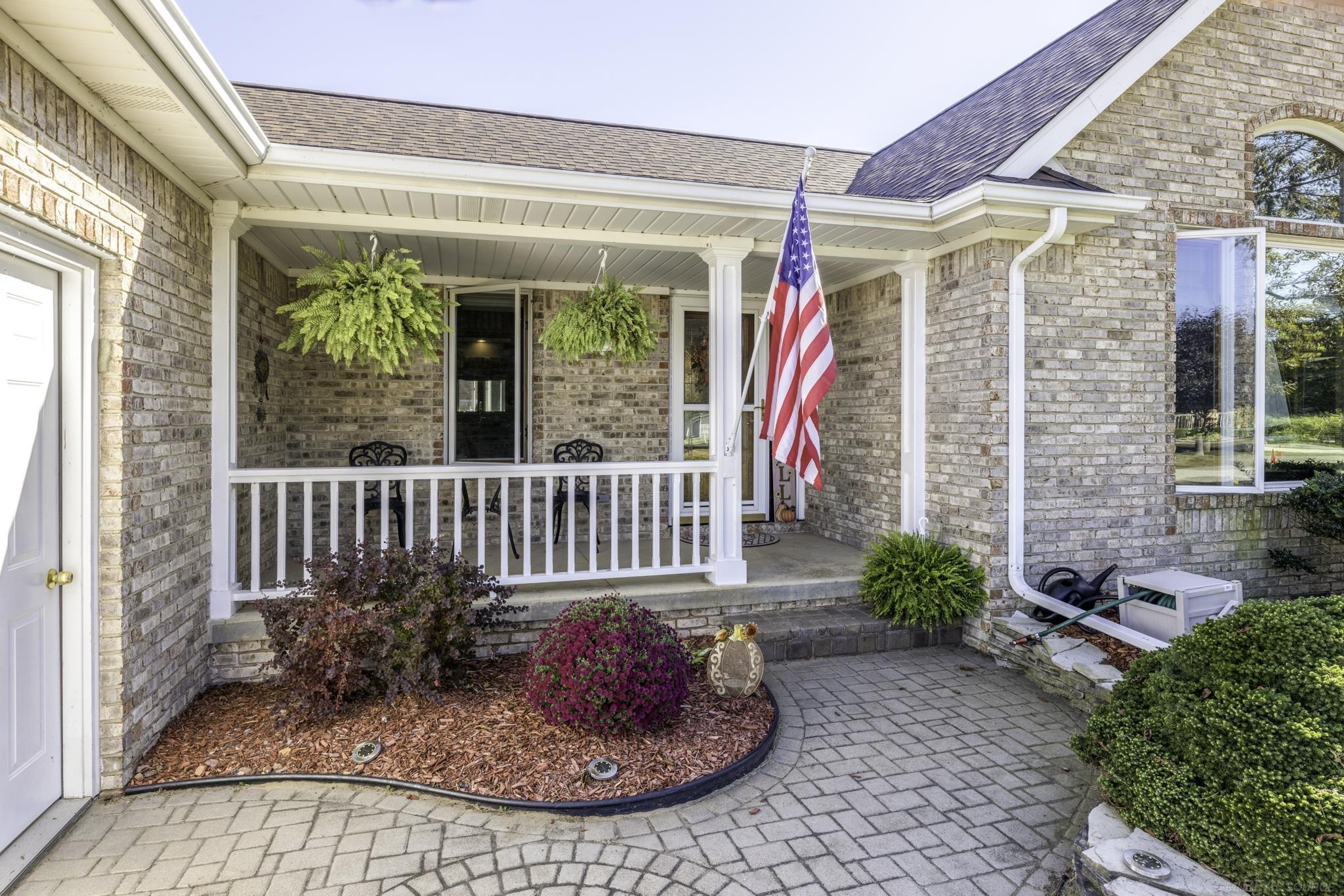 5389 William Drive