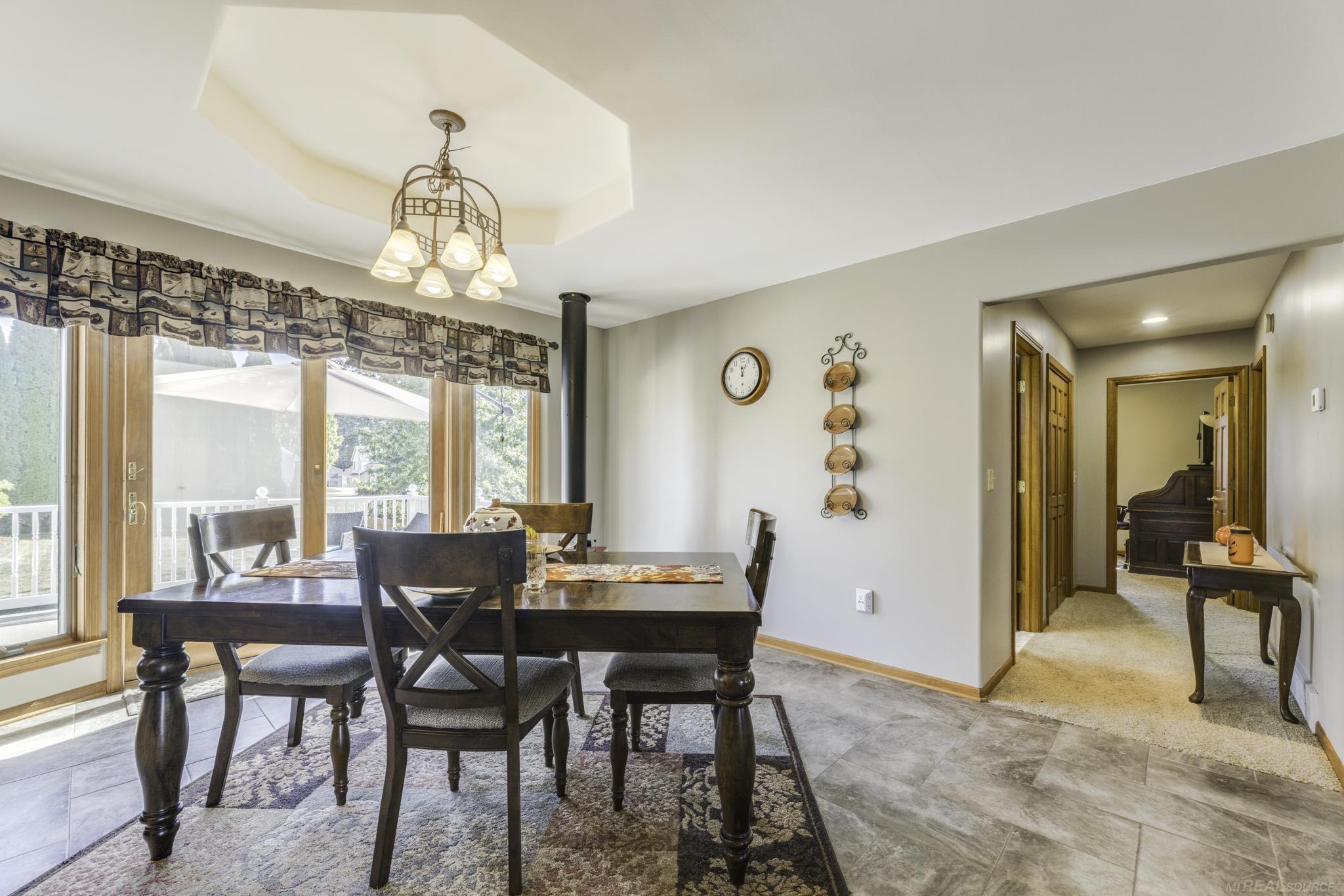 5389 William Drive