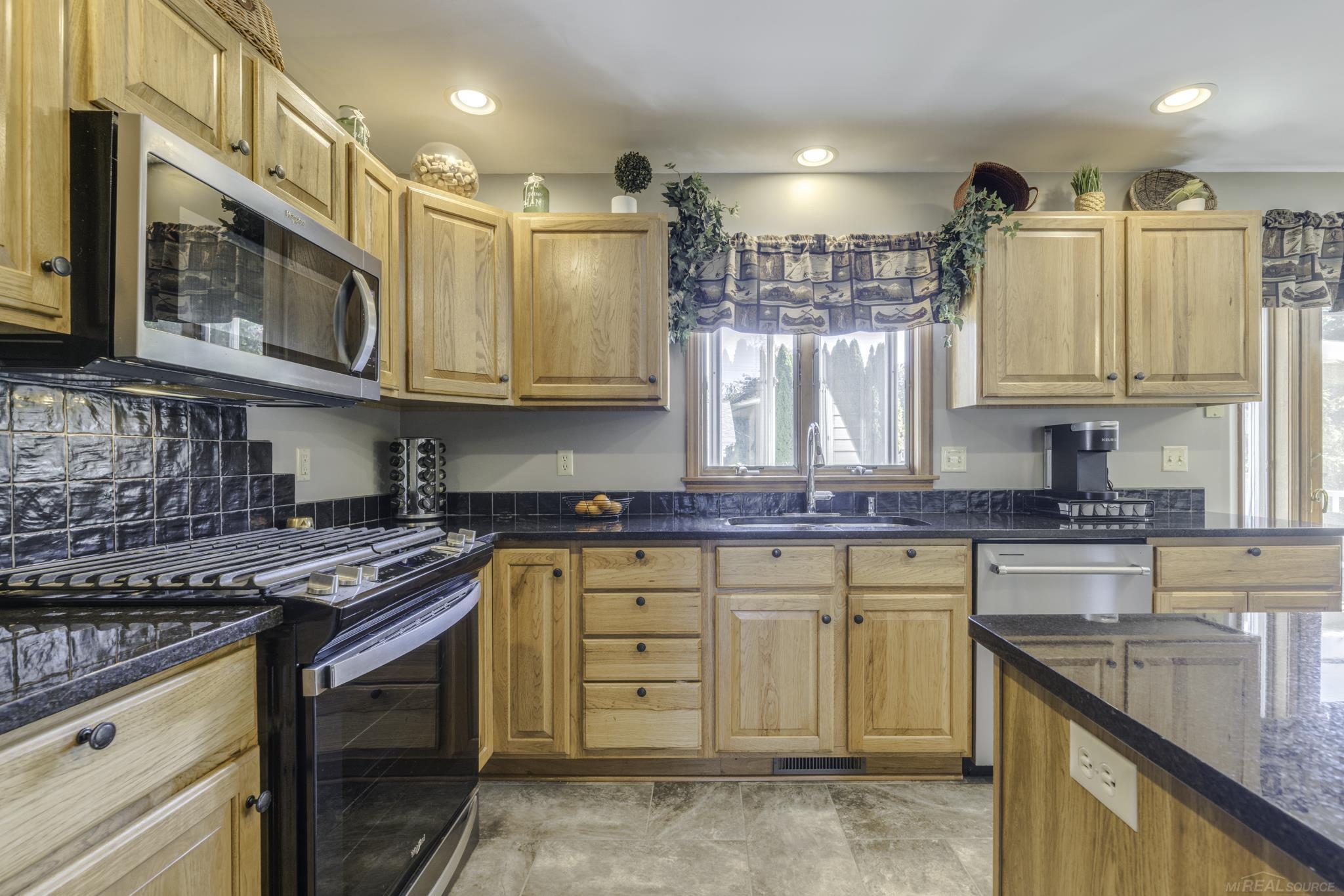 5389 William Drive