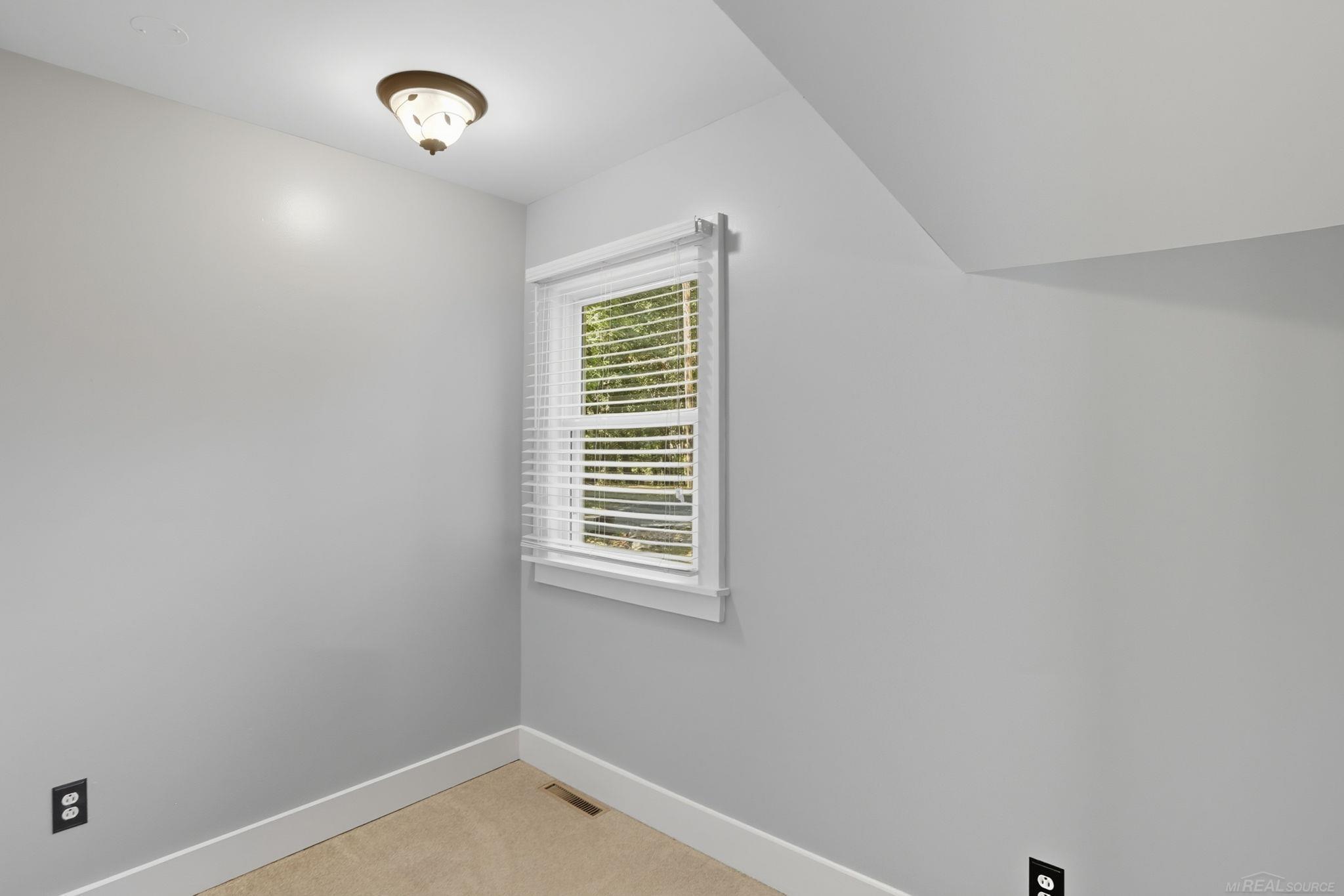 4936 Neosho Drive