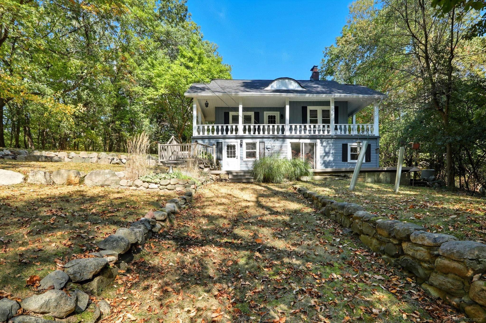 4936 Neosho Drive