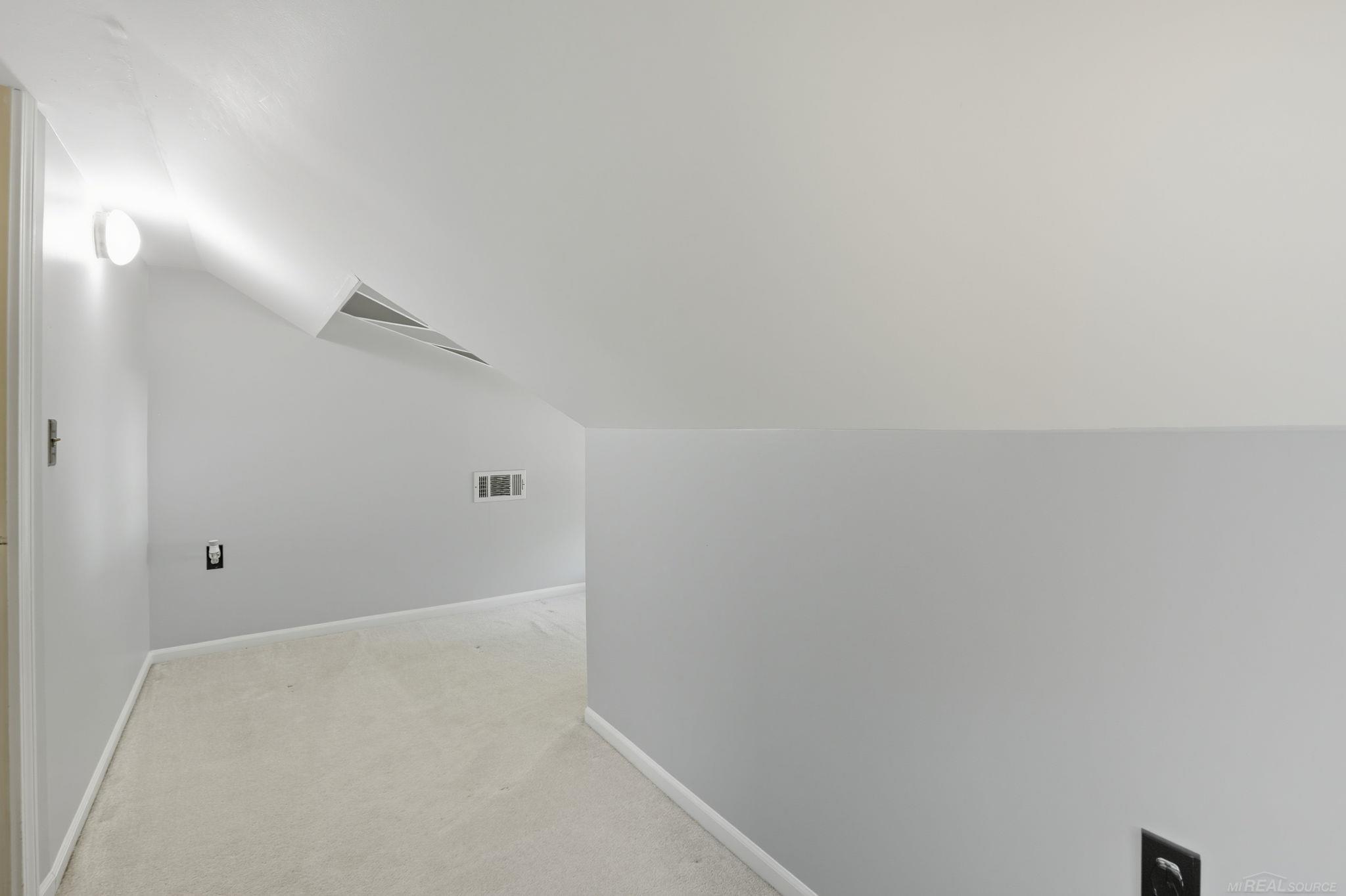 4936 Neosho Drive