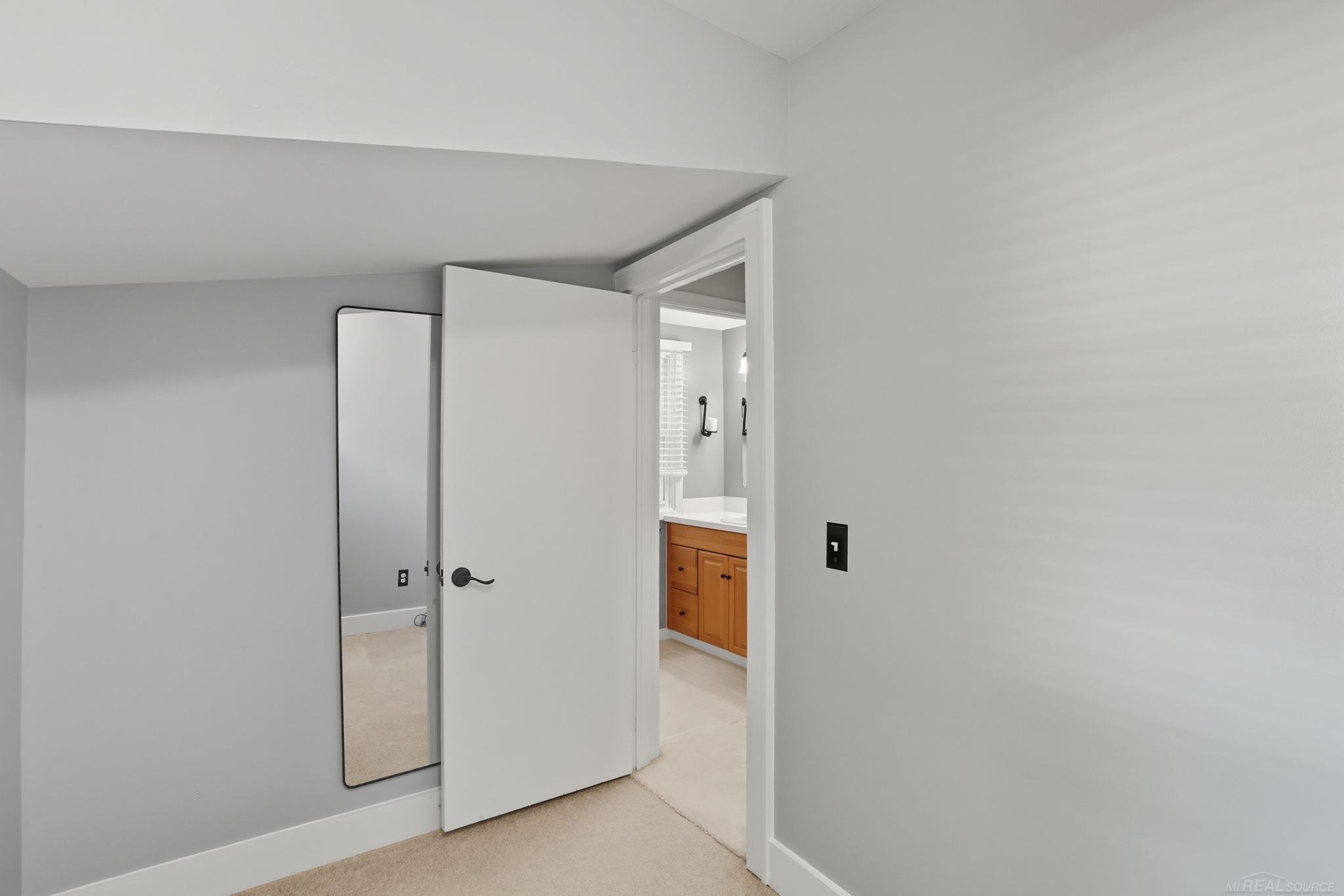 4936 Neosho Drive