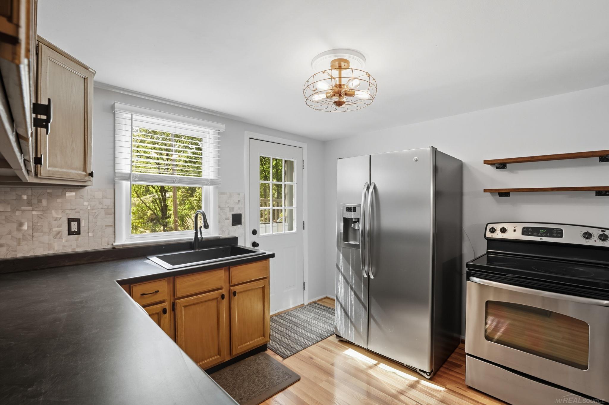 4936 Neosho Drive
