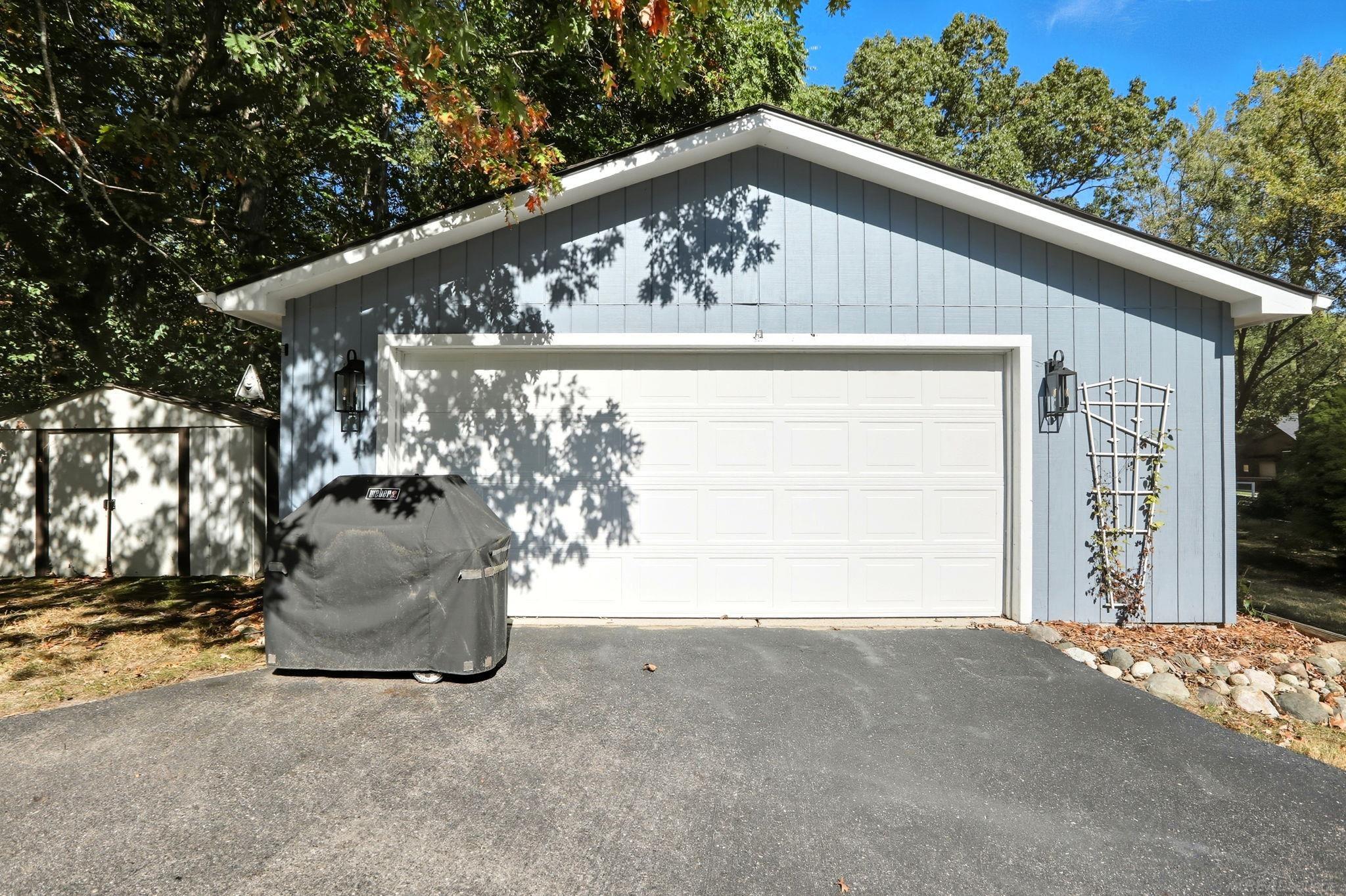 4936 Neosho Drive