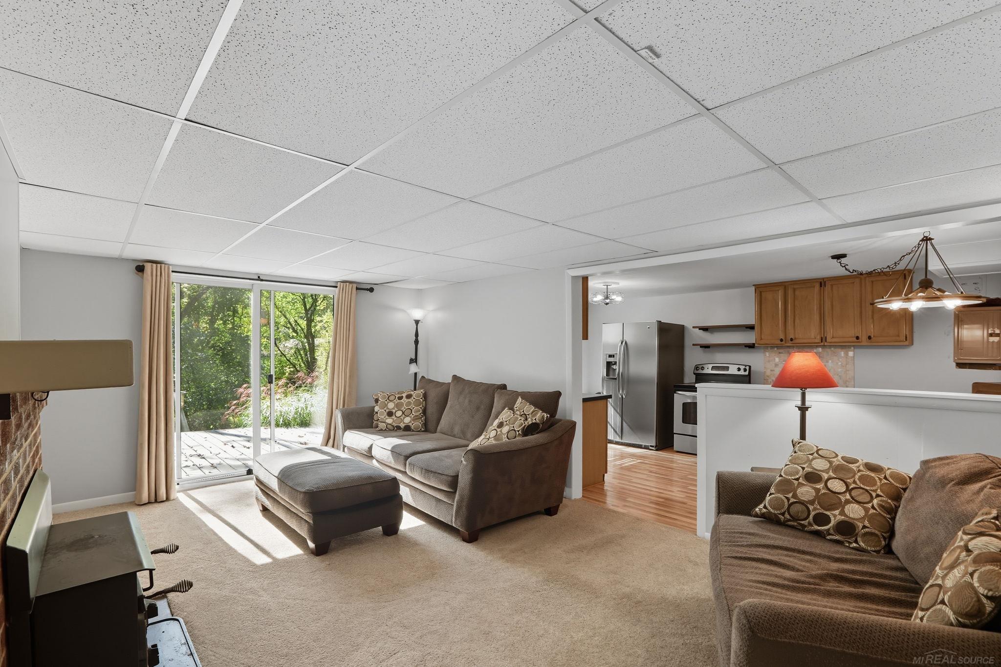 4936 Neosho Drive