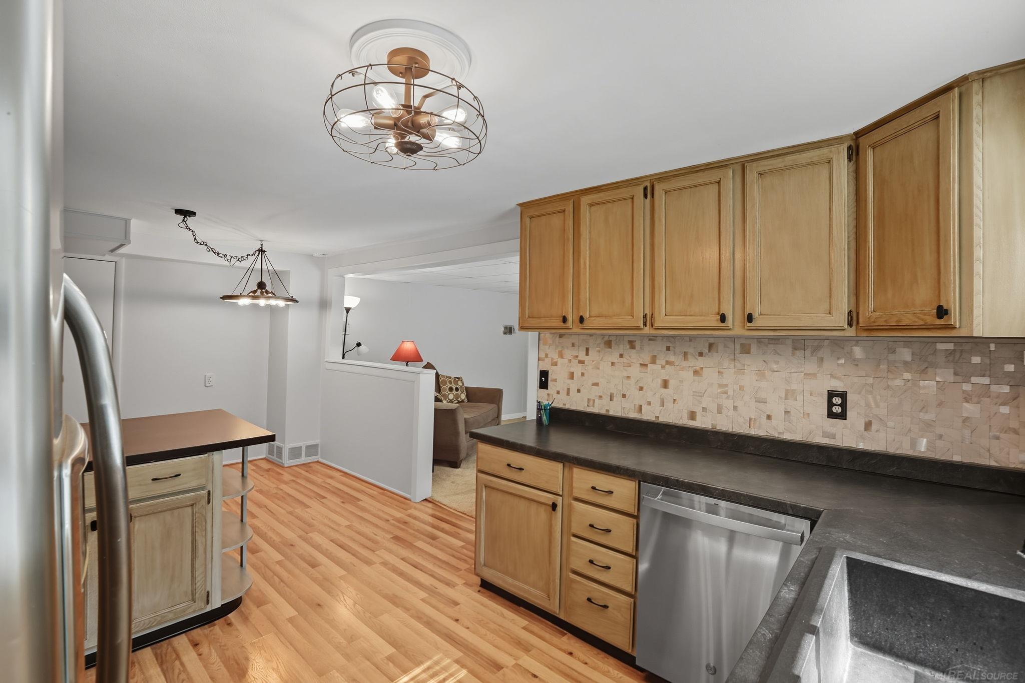 4936 Neosho Drive