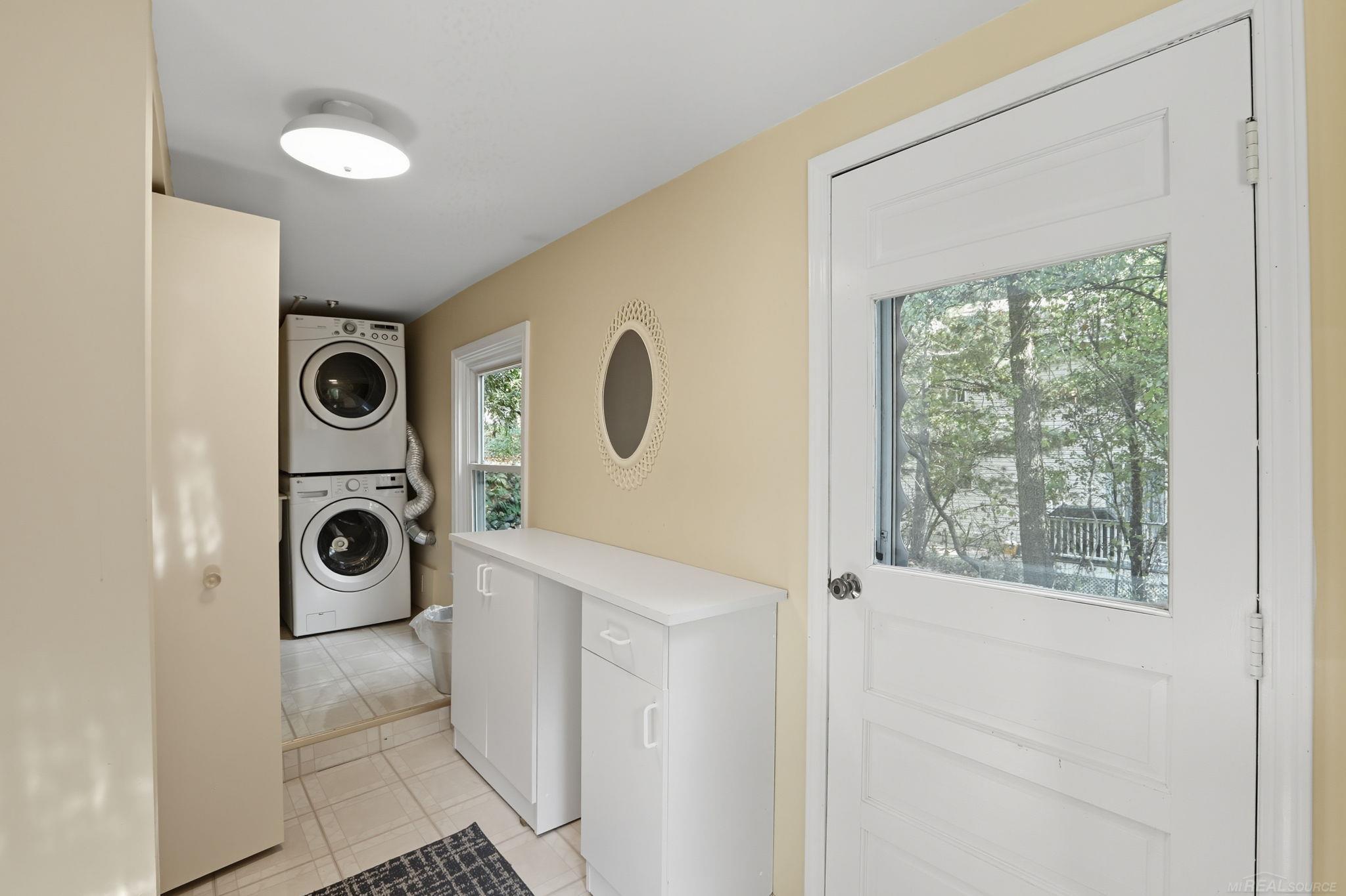 4936 Neosho Drive