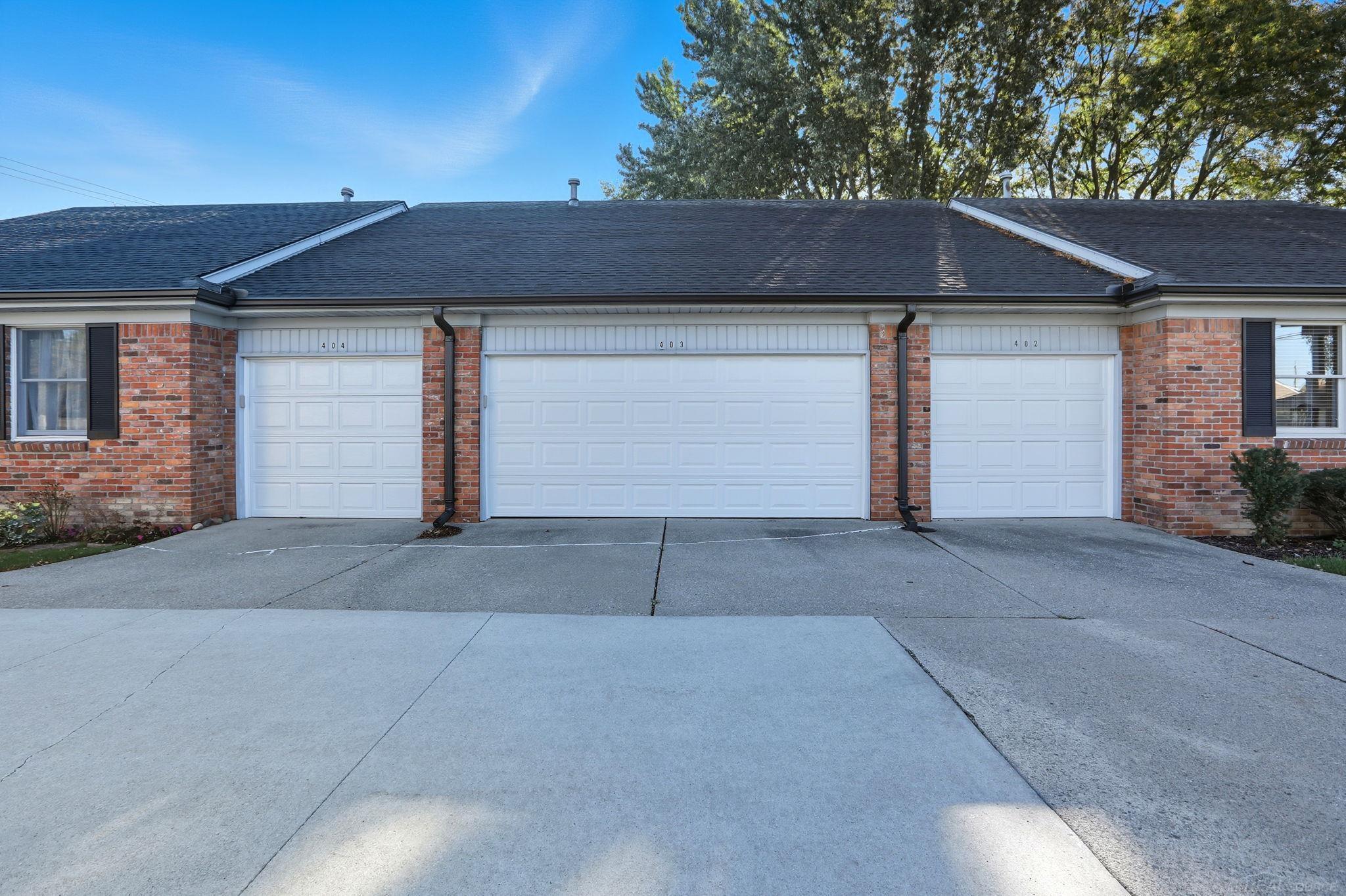 403 Bon Brae Court