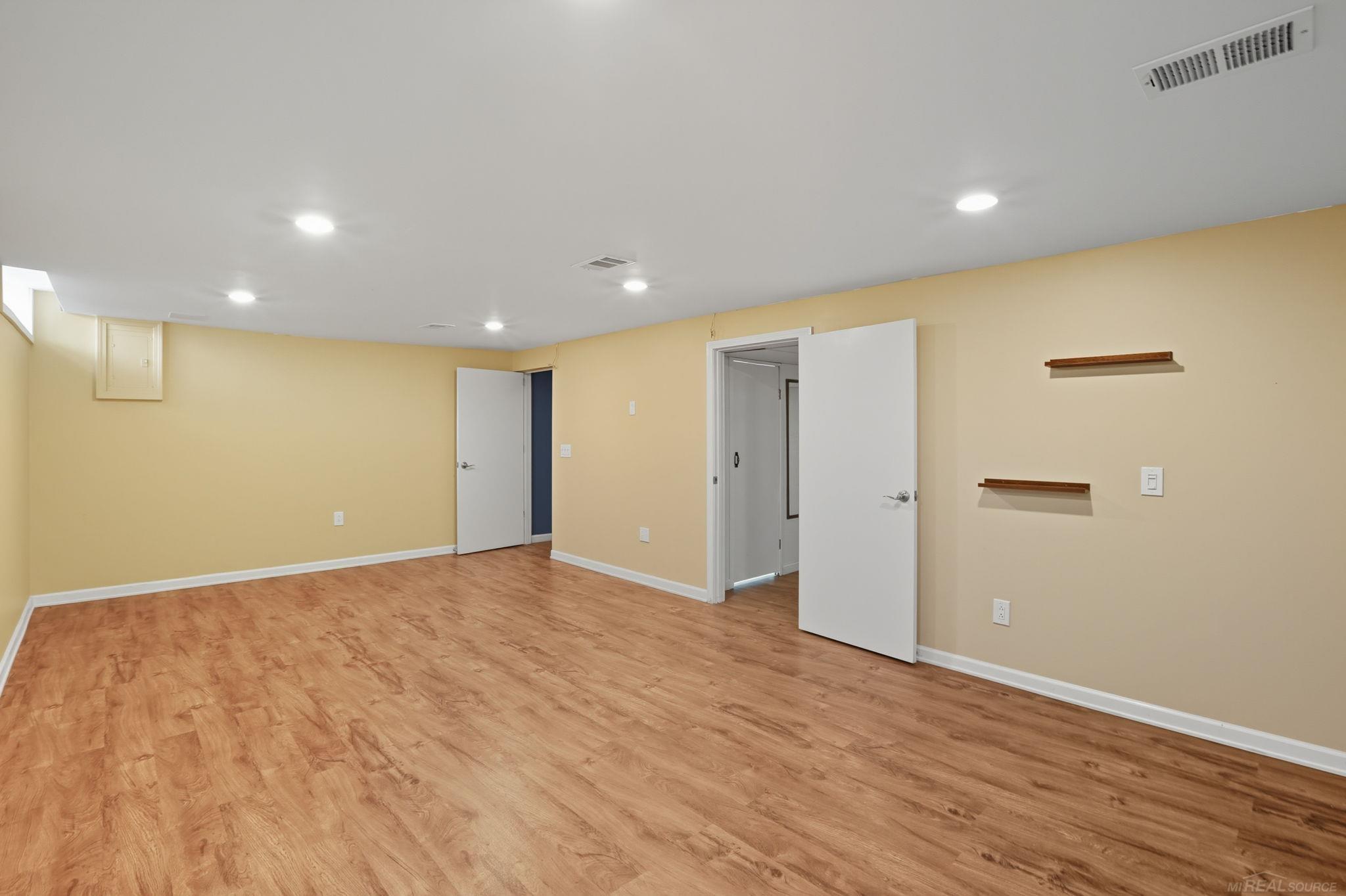 1105 Kirts Boulevard # C