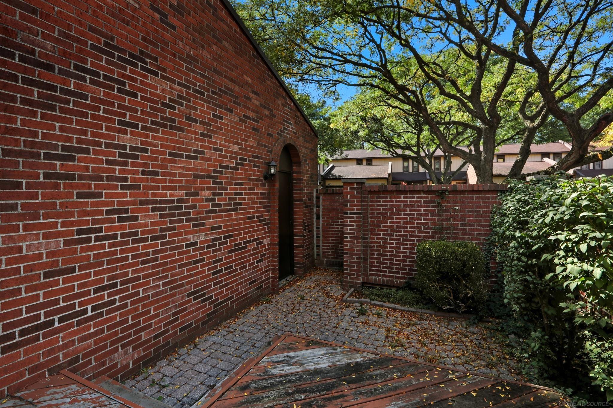 1105 Kirts Boulevard # C