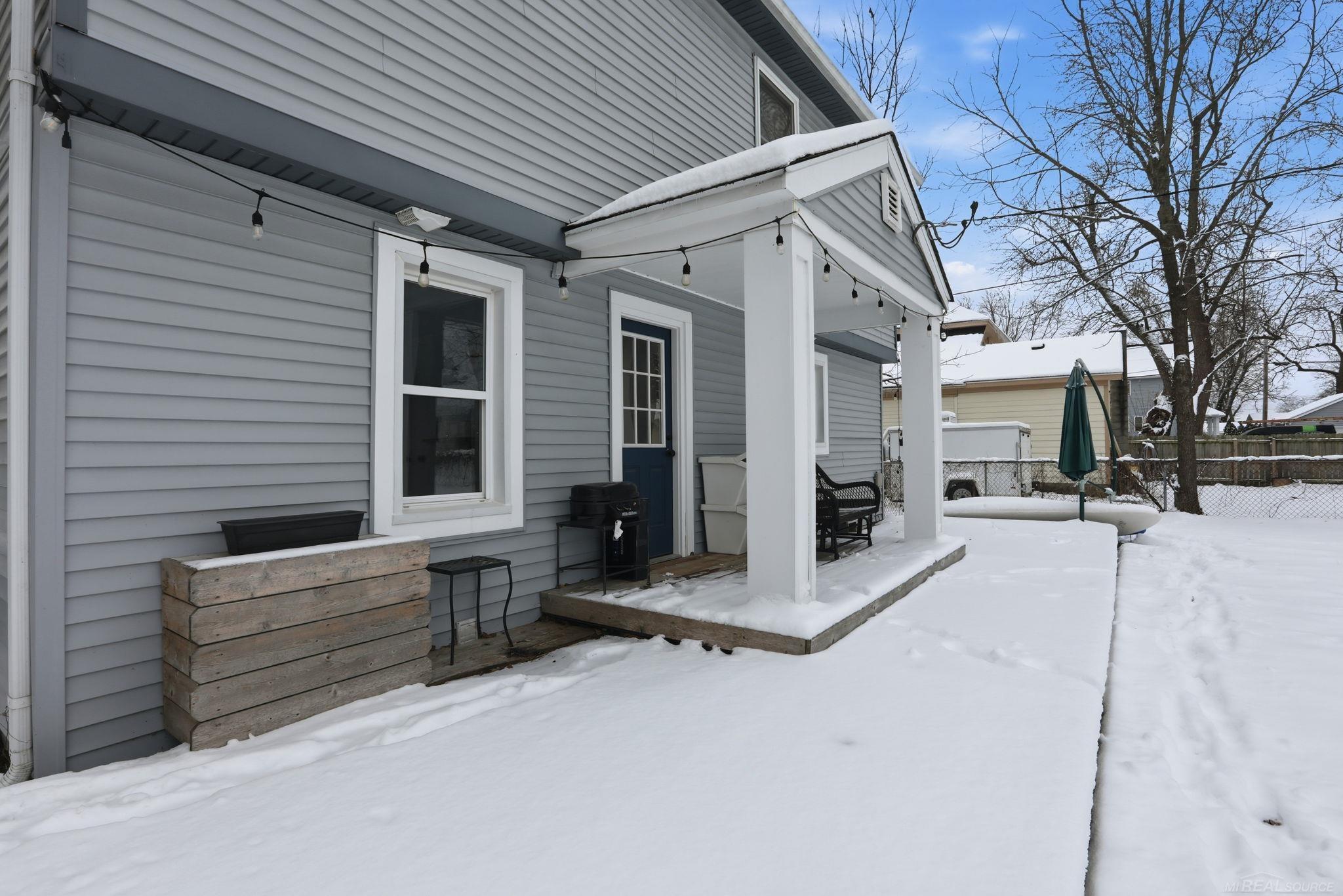 21 N Andrews Street