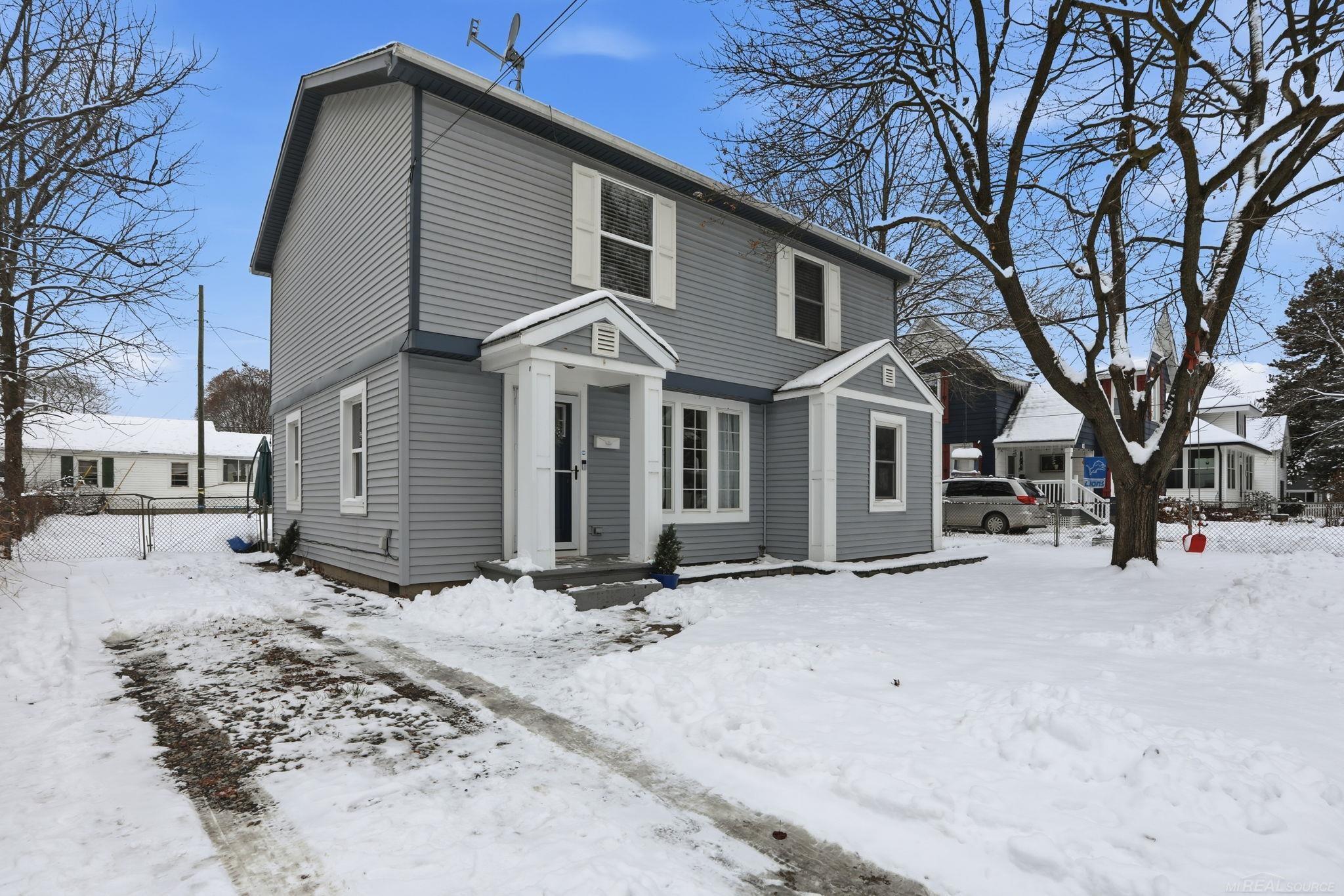 21 N Andrews Street