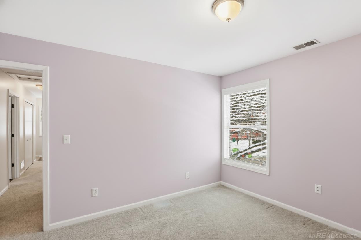 21 N Andrews Street