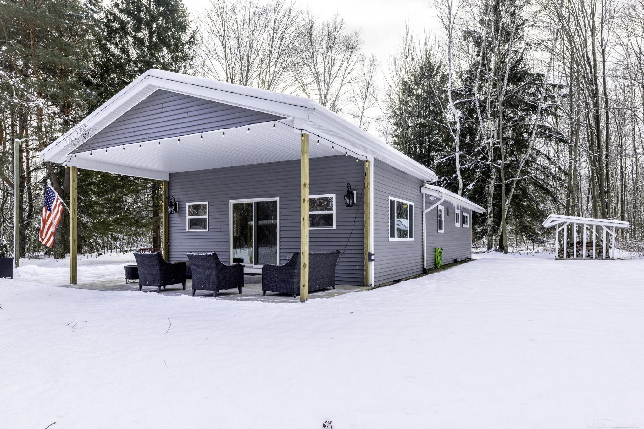 2675 N Ridge Road