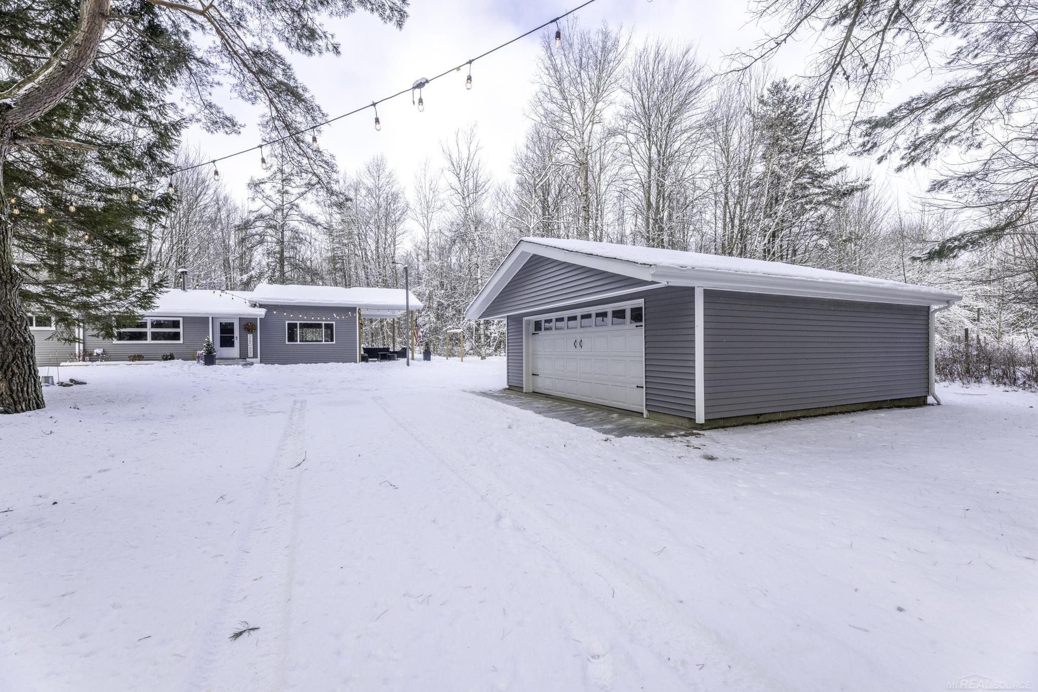 2675 N Ridge Road