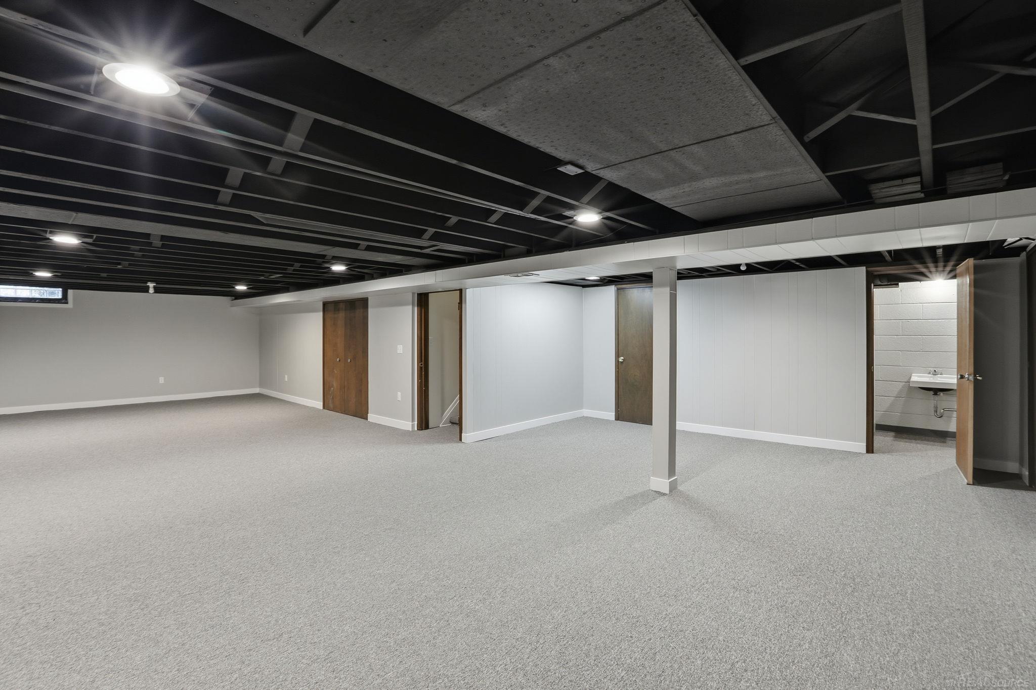 11220 Canterbury Drive
