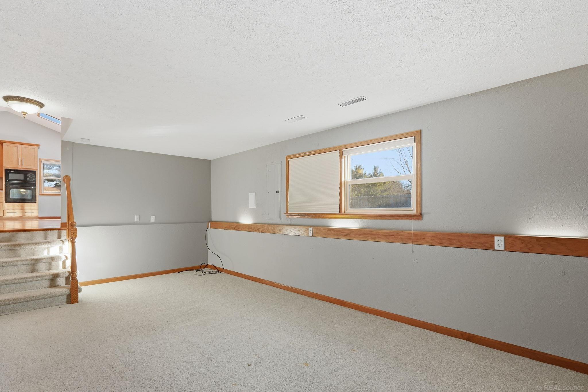 2957 Armstrong Drive