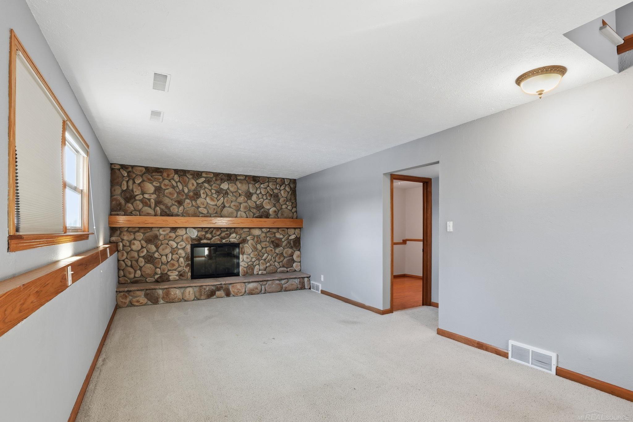 2957 Armstrong Drive